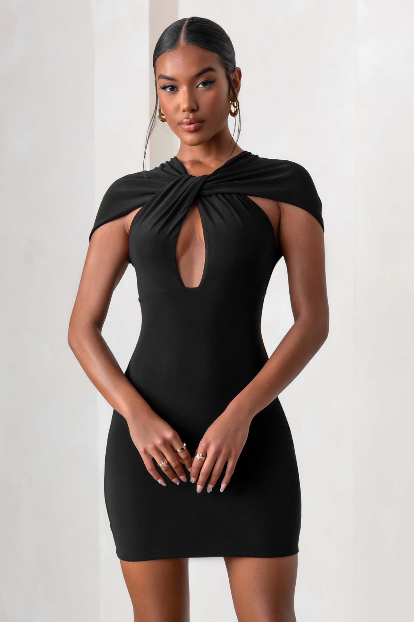 Fashionista Black Twist Front Mini Dress With Cut Out Detail-Fashionmomo.All Rights Reserved
