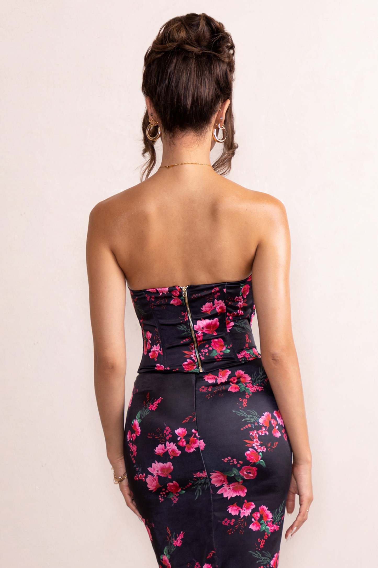 Evie Black Floral Print Satin Corset Top With Dipped Hem-Fashionmomo.All Rights Reserved