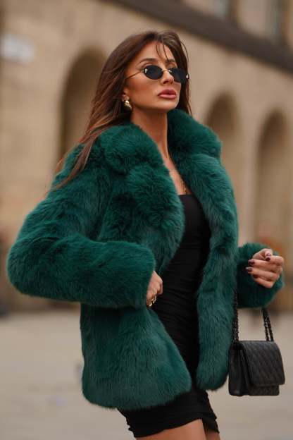 Hot Toddy Bottle Green Short Faux Fur Coat-Fashionmomo.All Rights Reserved