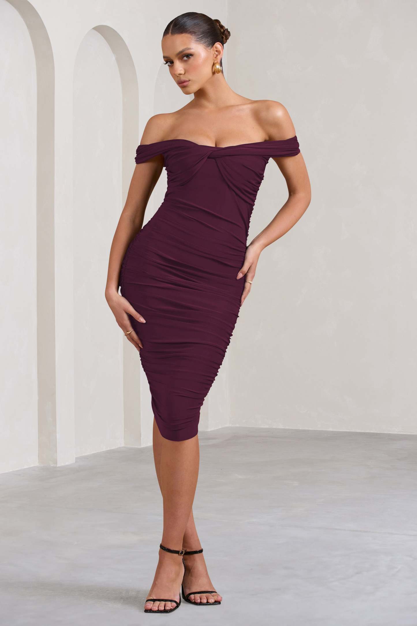 Gratitude Plum Off The Shoulder Ruched Midi Dress-Fashionmomo.All Rights Reserved