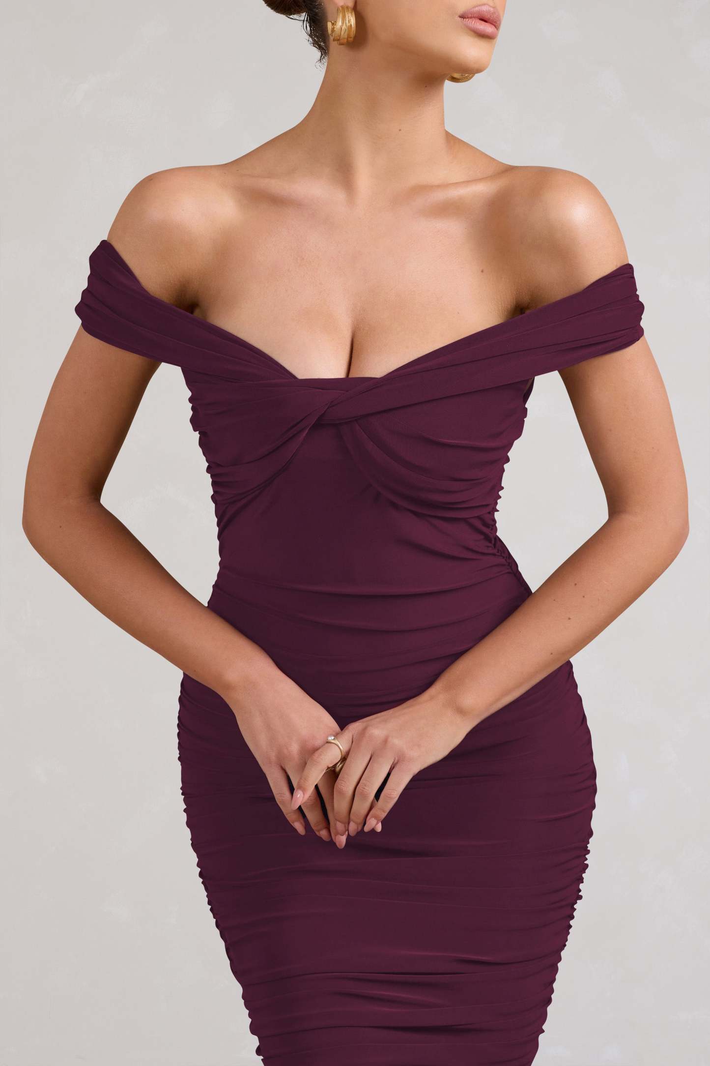 Gratitude Plum Off The Shoulder Ruched Midi Dress-Fashionmomo.All Rights Reserved
