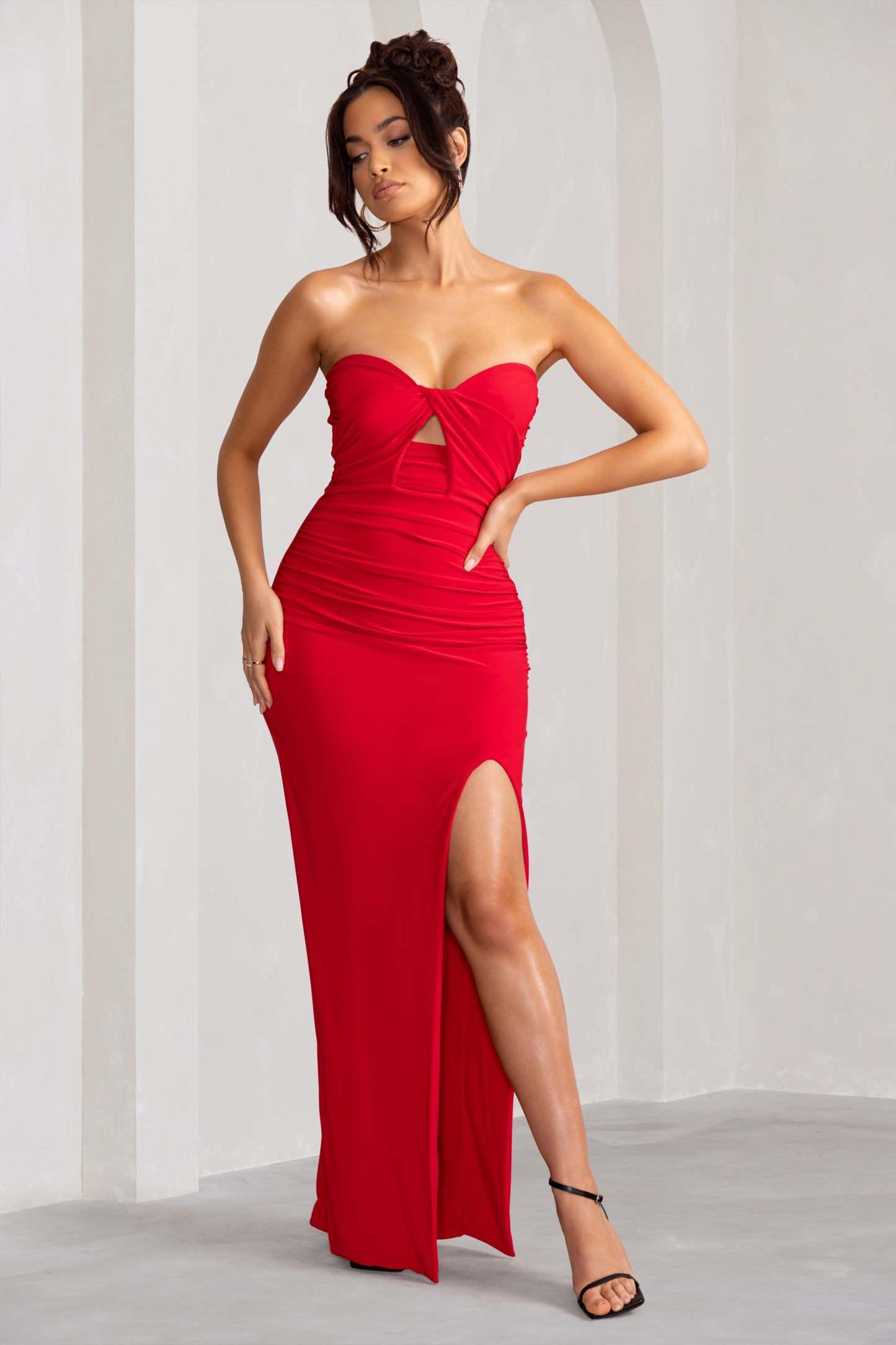 Florencia Red Sweetheart Bandeau Neckline Maxi Dress With Front Drape Detail-Fashionmomo.All Rights Reserved