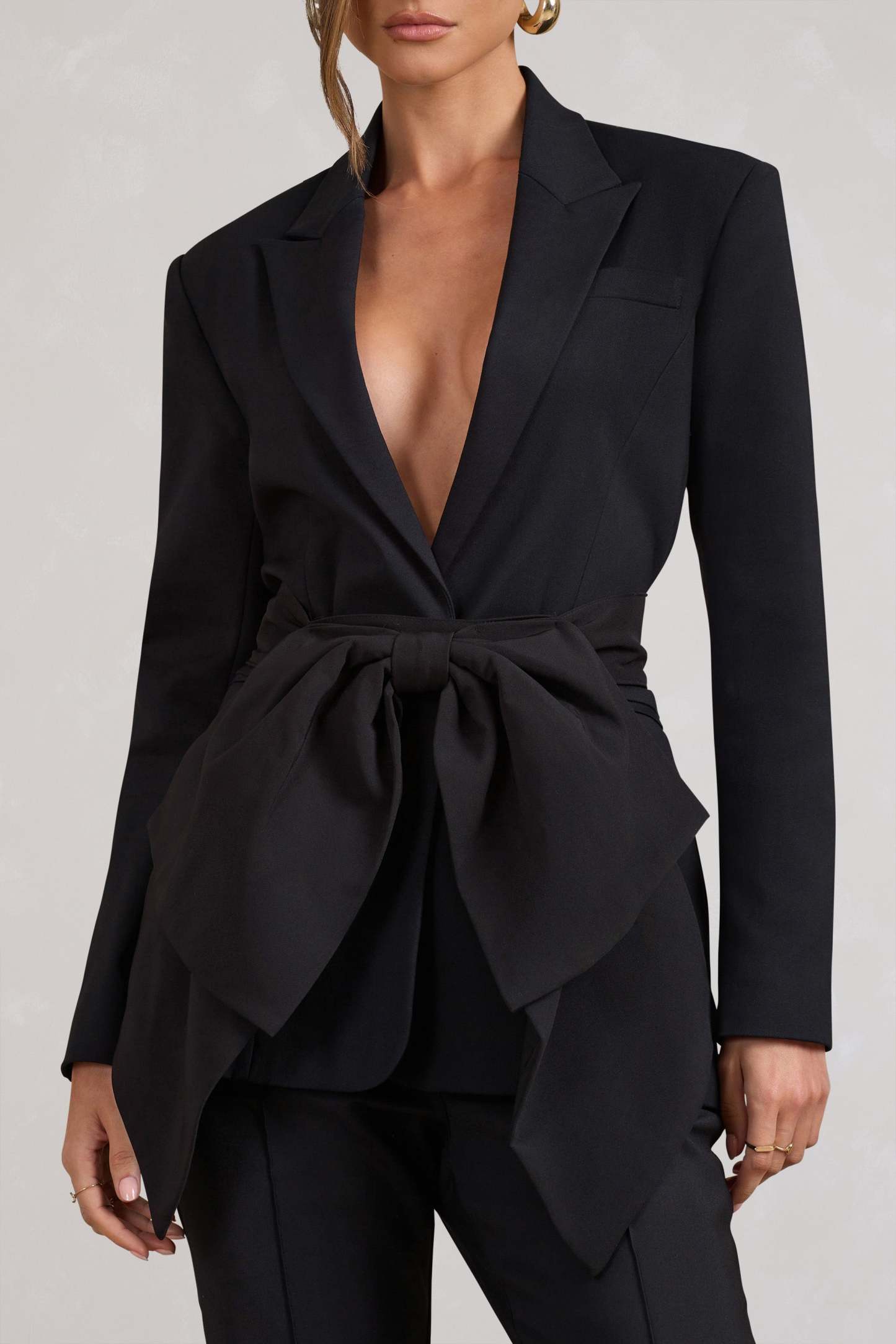 Gifted Black Plunge Blazer With Statement Bow-Fashionmomo.All Rights Reserved
