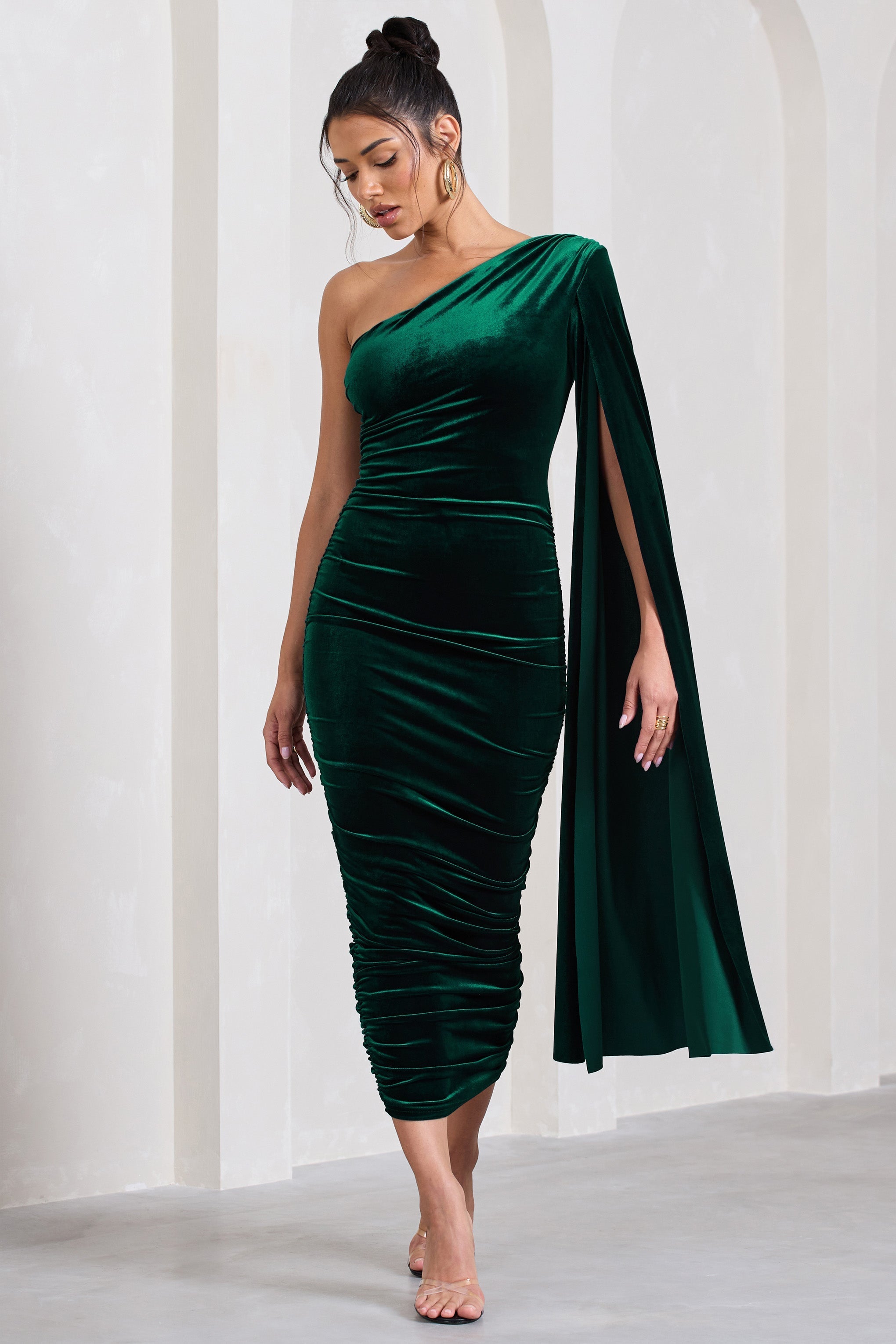 Gianna Bottle Green Velvet One Shoulder Cape Bodycon Midi Dress-Fashionmomo.All Rights Reserved