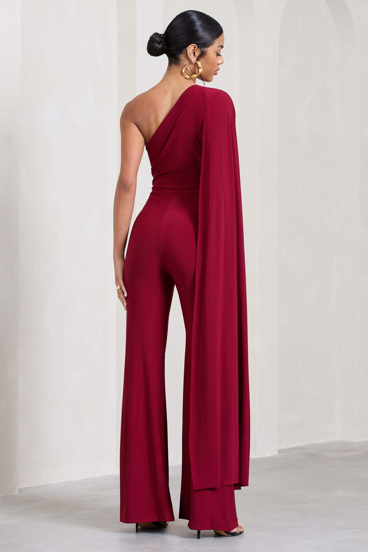 Aurora Berry One Shoulder Cape Sleeve Jumpsuit-Fashionmomo.All Rights Reserved
