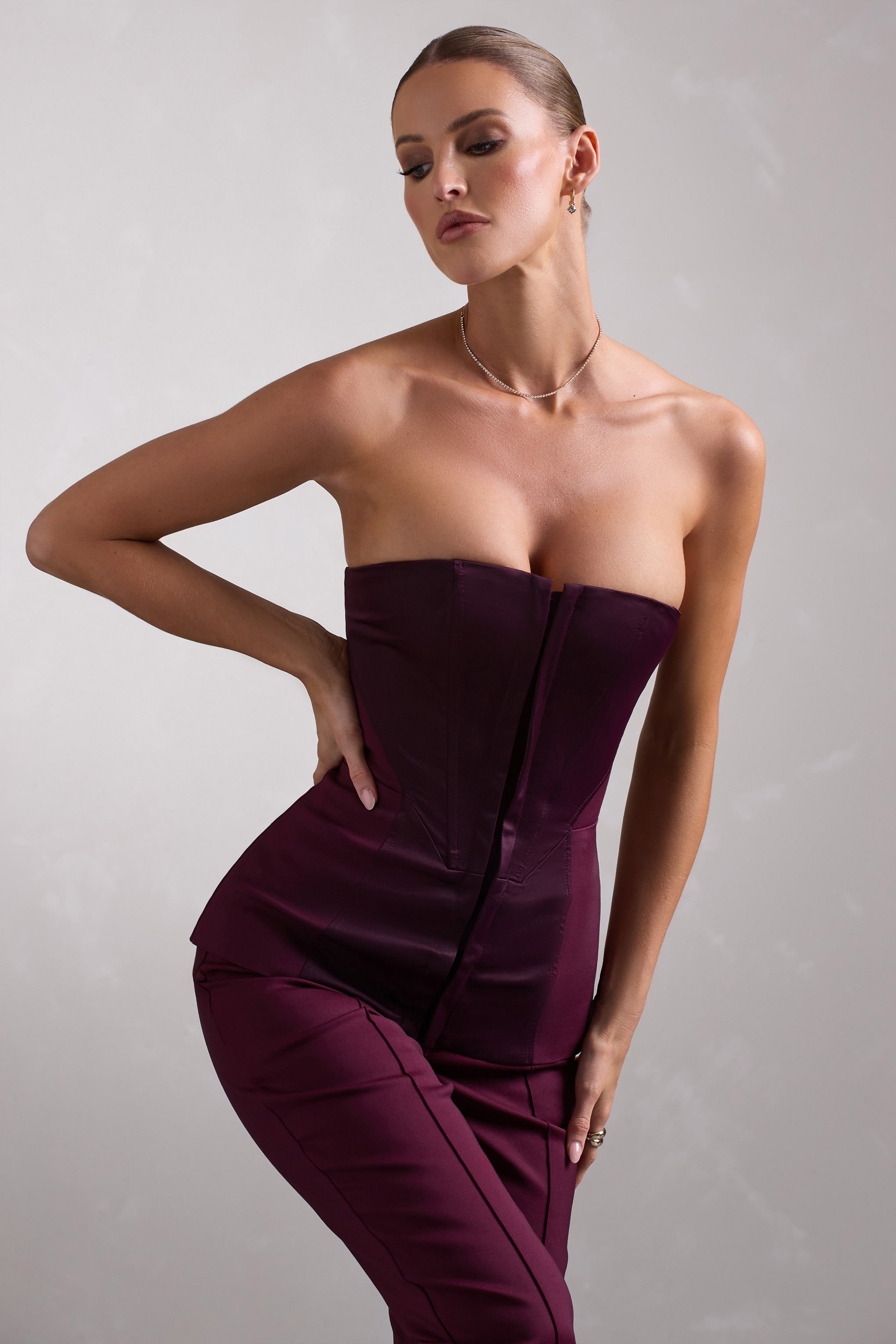 Illusive Burgundy Satin-Blend Strapless Panelled Corset Top-Fashionmomo.All Rights Reserved