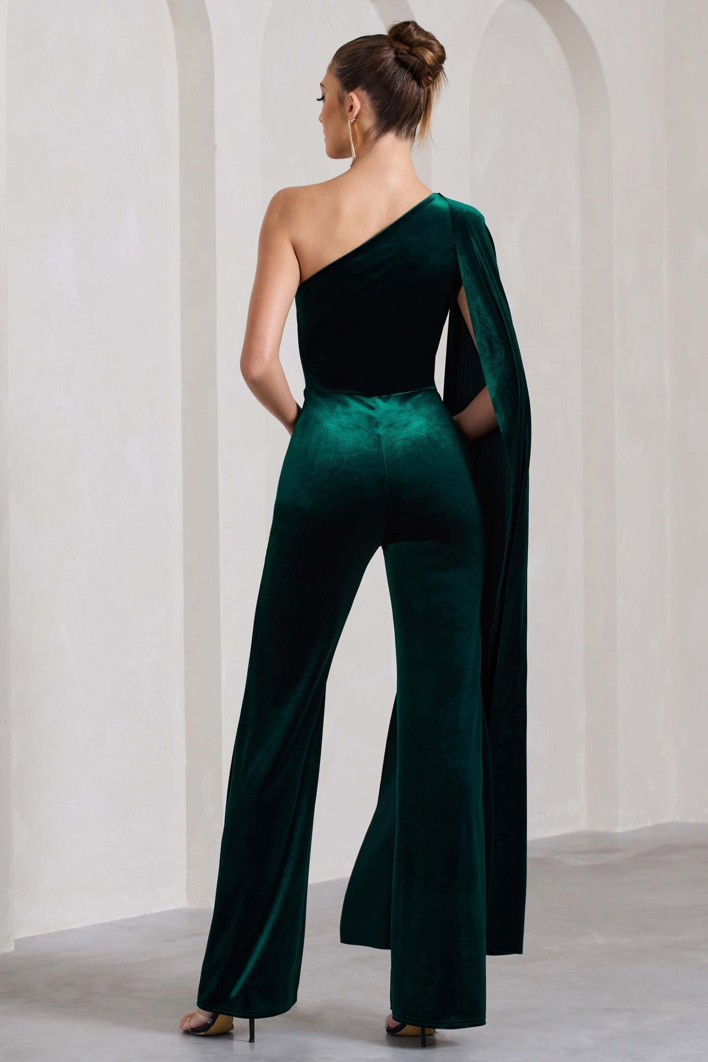 Aurora Bottle Green Velvet One Shoulder Cape Sleeve Jumpsuit-Fashionmomo.All Rights Reserved