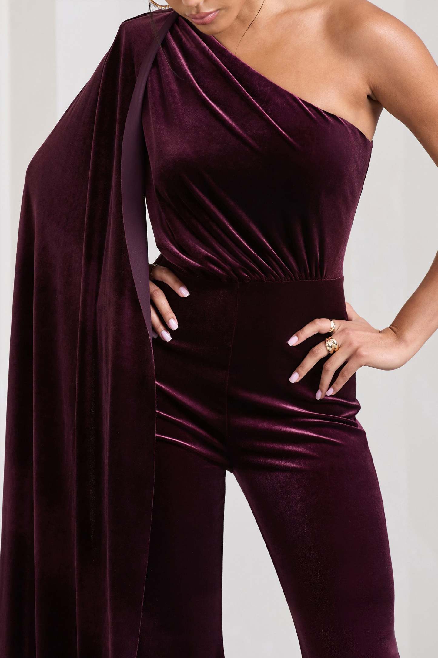 Aurora Port Velvet One Shoulder Cape Sleeve Jumpsuit-Fashionmomo.All Rights Reserved