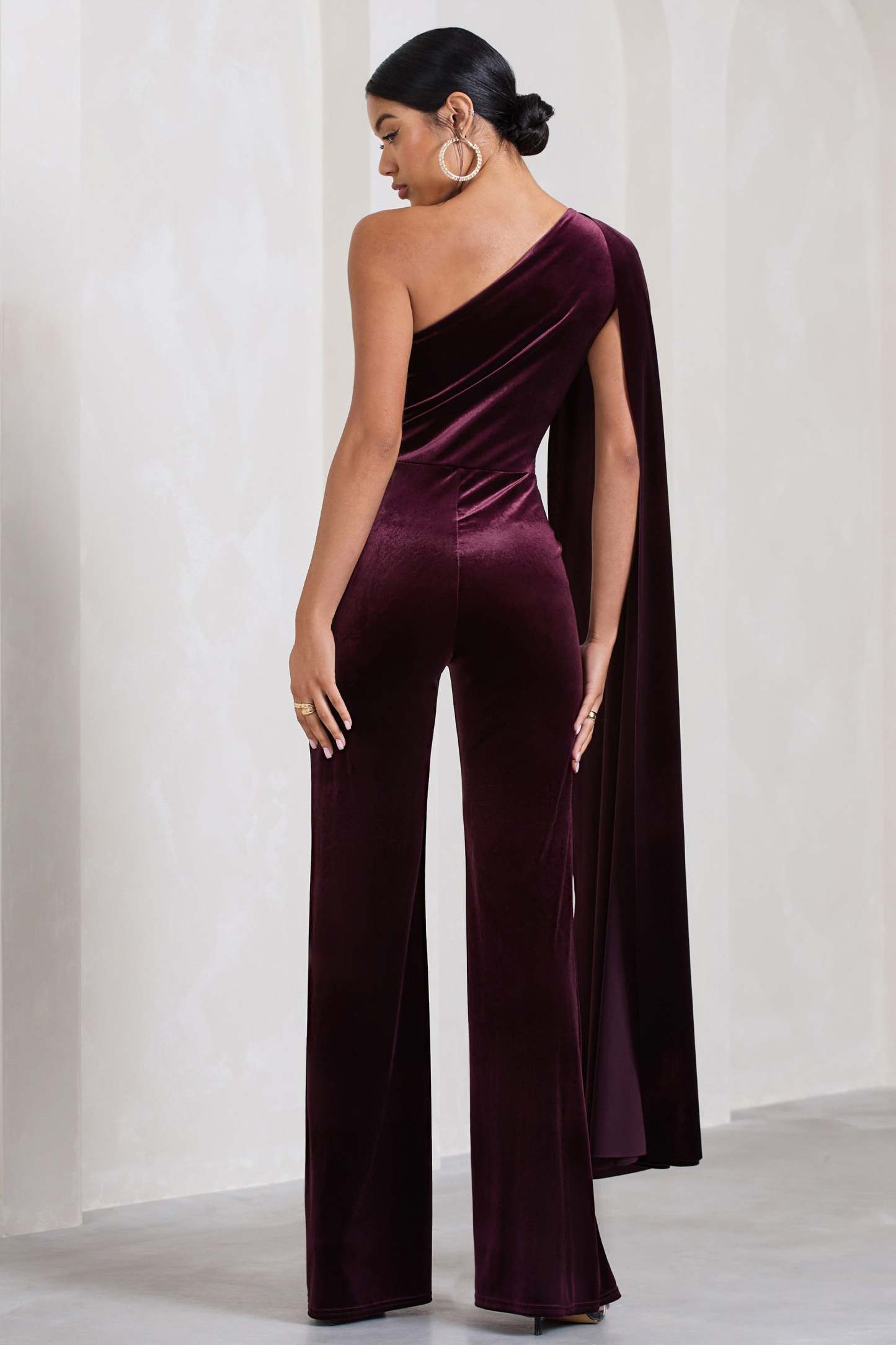 Aurora Port Velvet One Shoulder Cape Sleeve Jumpsuit-Fashionmomo.All Rights Reserved