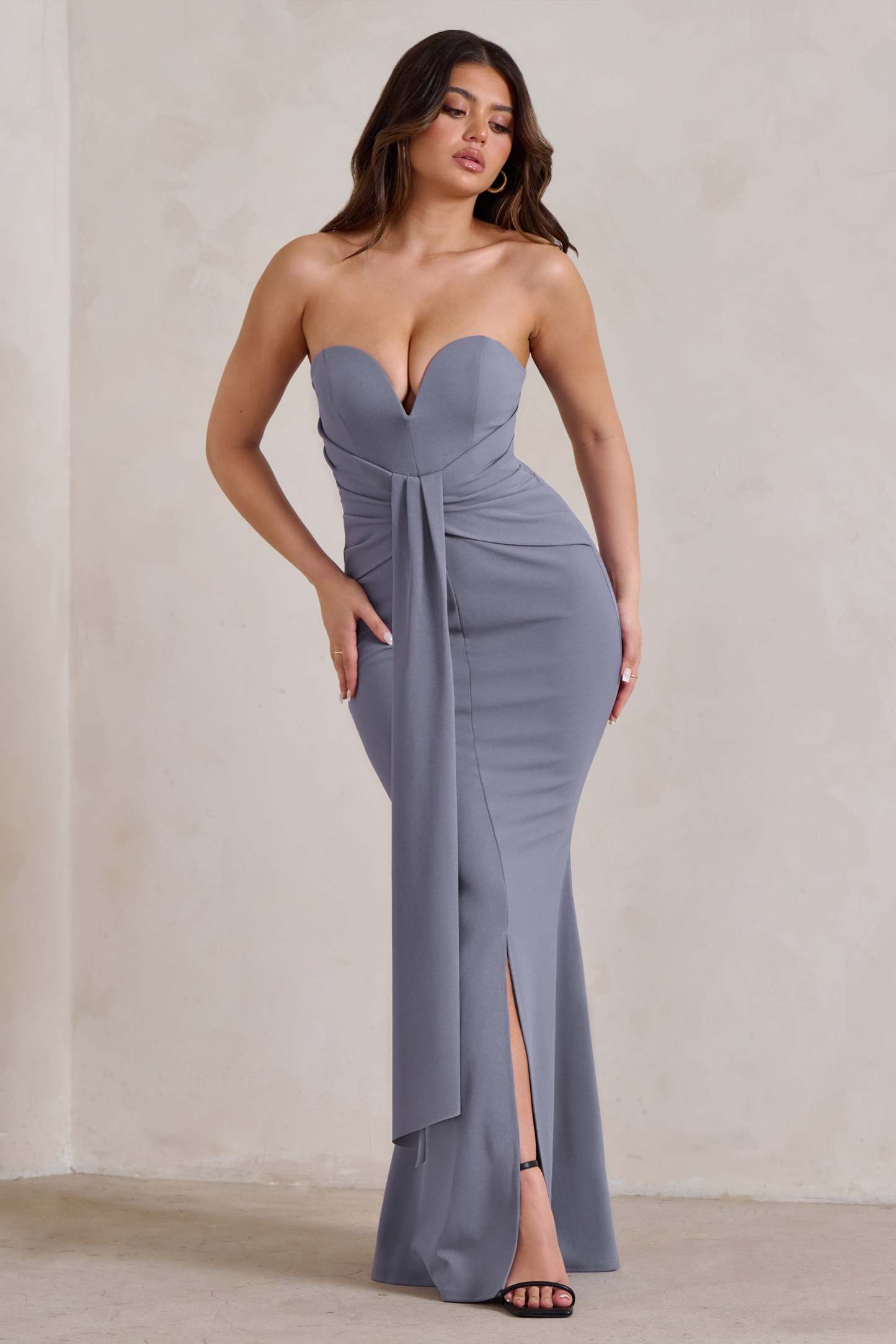 Carrie Grey Sweetheart Neckline Maxi Dress With Statement Tie-Fashionmomo.All Rights Reserved