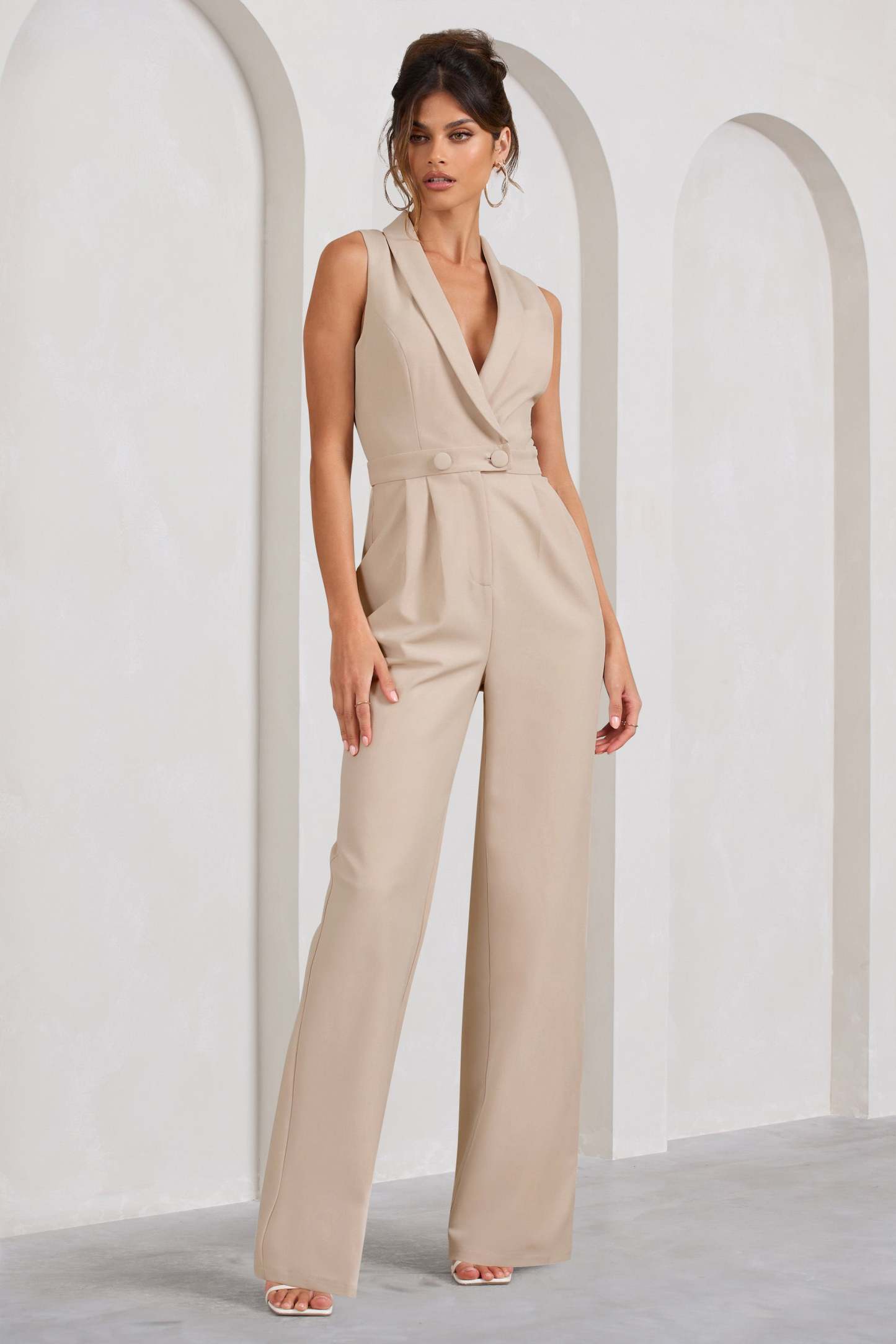 Endure Tall Stone Tailored Sleeveless Wide-Leg Jumpsuit-Fashionmomo.All Rights Reserved