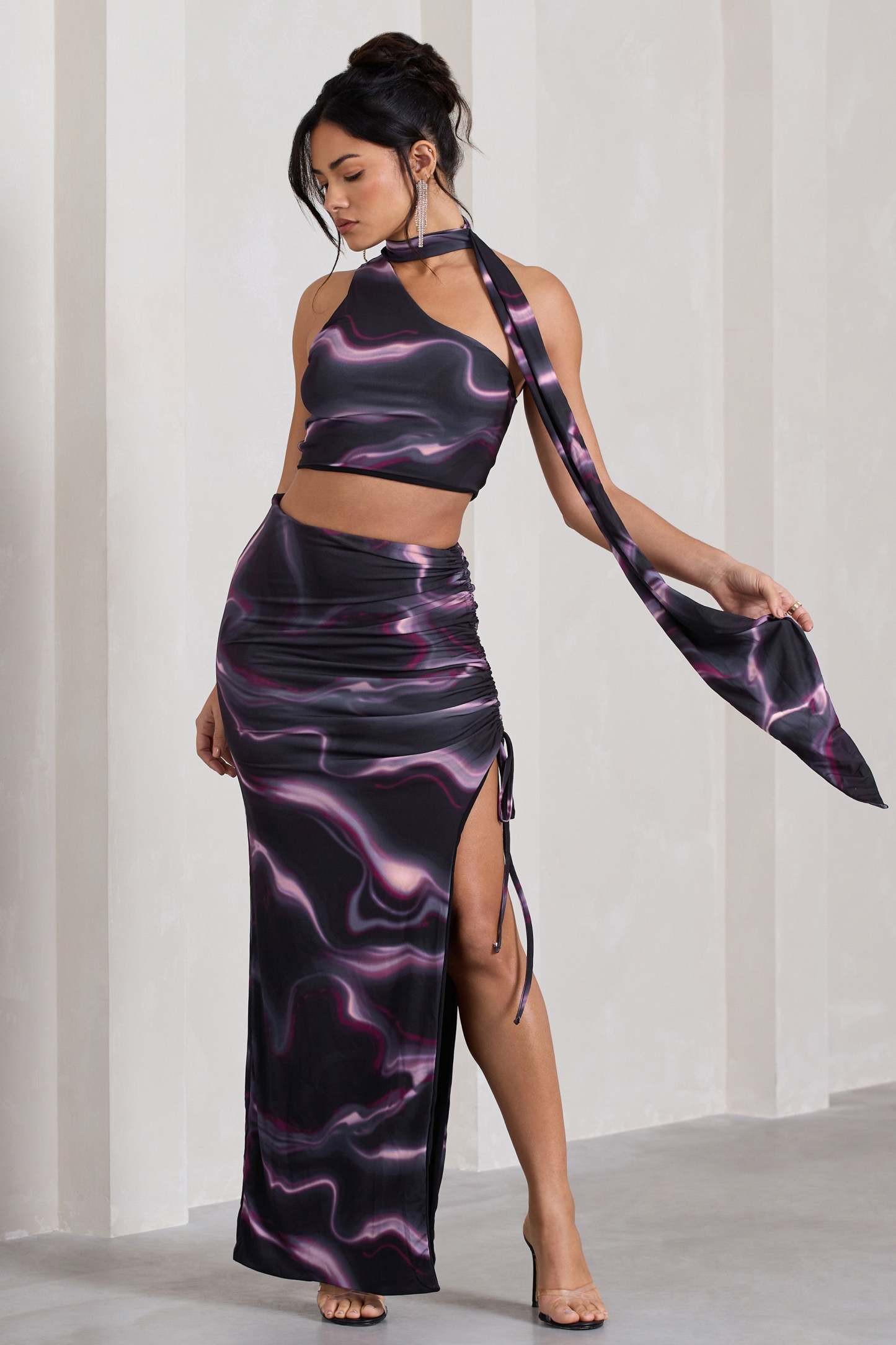 In The Air Black Printed Ruched Asymmetric High-Waisted Maxi Skirt-Fashionmomo.All Rights Reserved