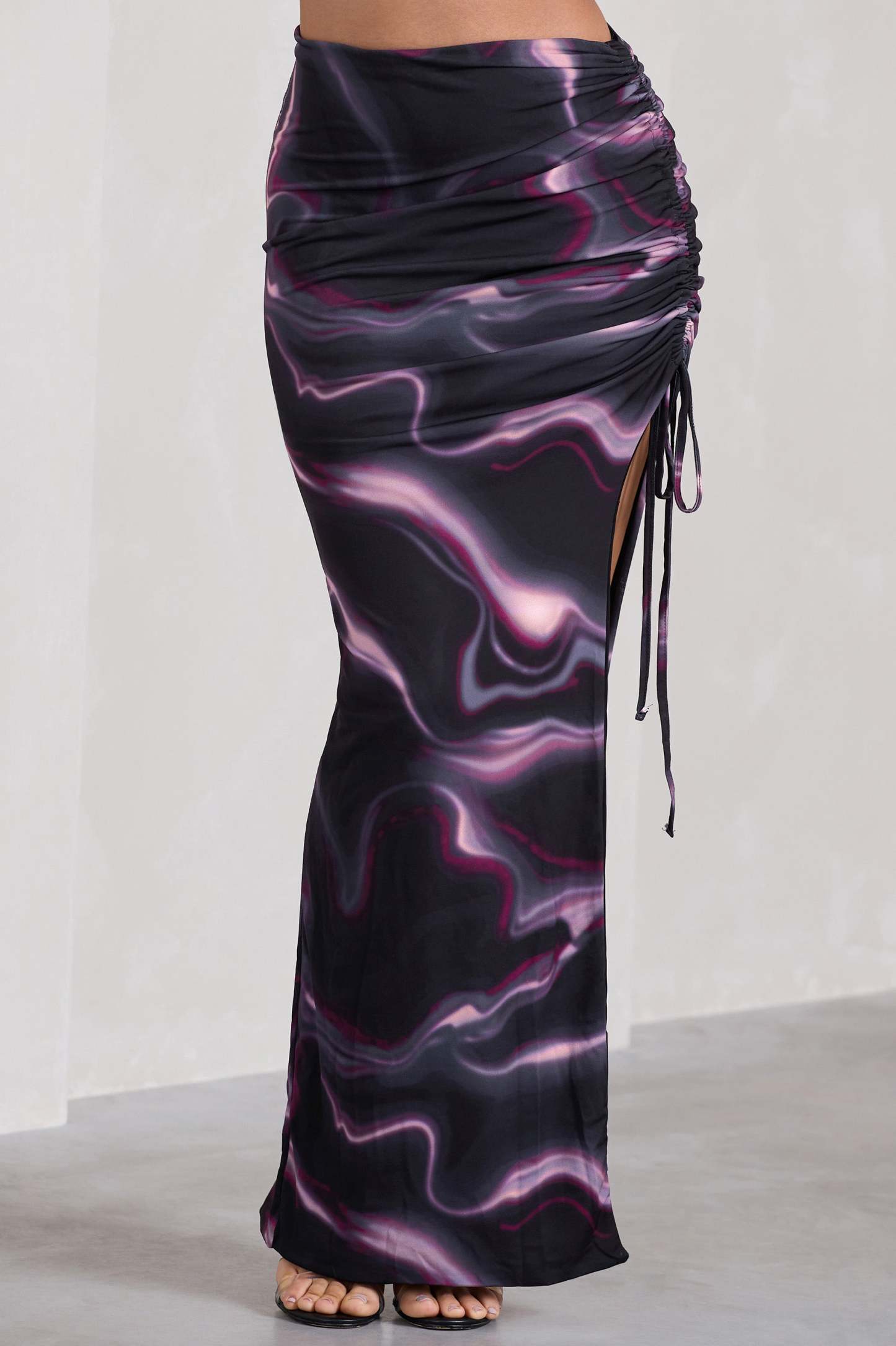 In The Air Black Printed Ruched Asymmetric High-Waisted Maxi Skirt-Fashionmomo.All Rights Reserved