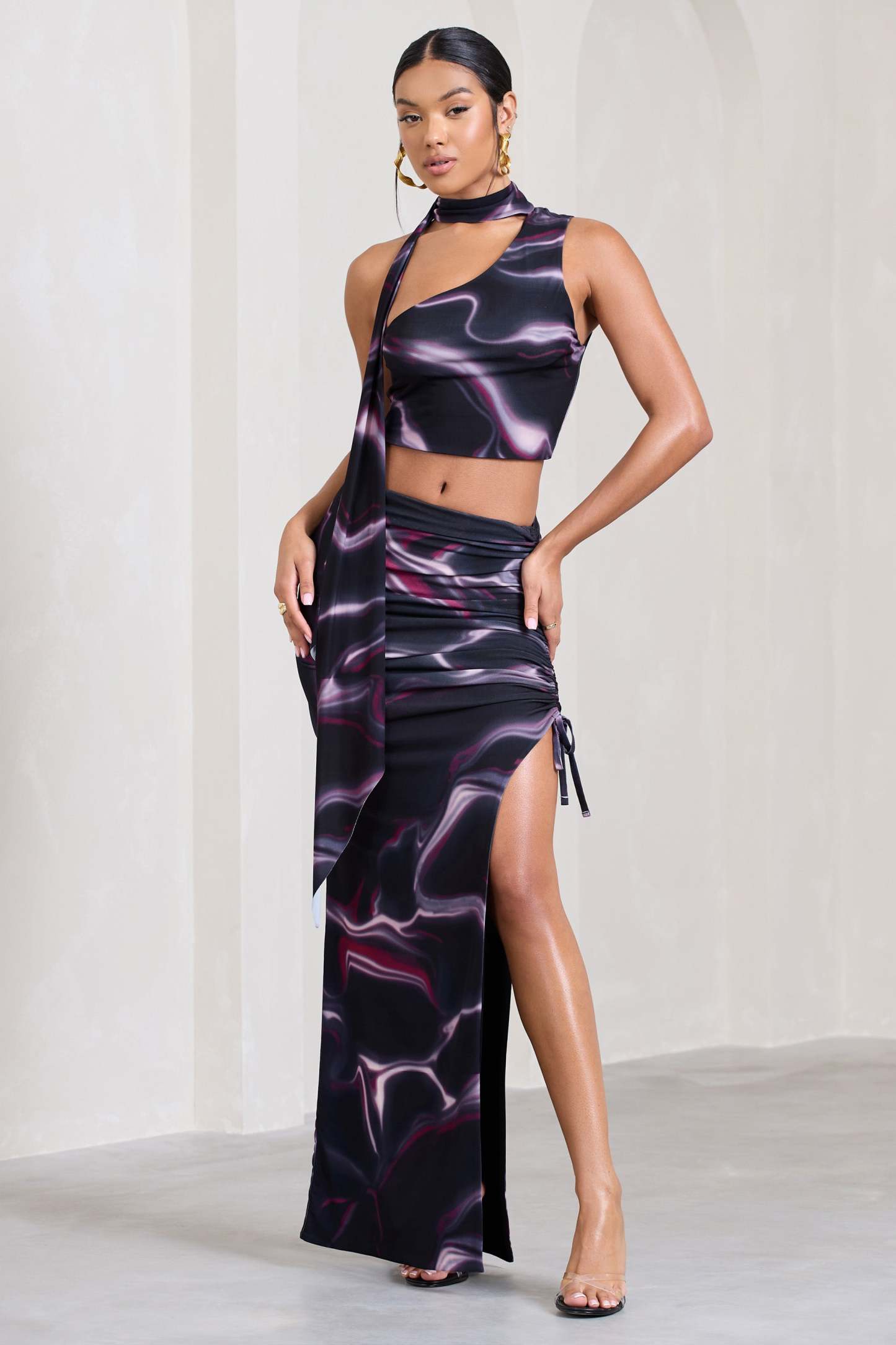 In The Air Black Printed Ruched Asymmetric High-Waisted Maxi Skirt-Fashionmomo.All Rights Reserved