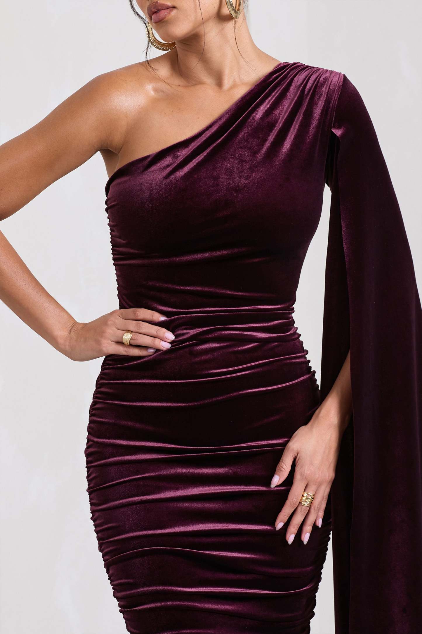 Gianna Port Velvet One Shoulder Cape Bodycon Midi Dress-Fashionmomo.All Rights Reserved