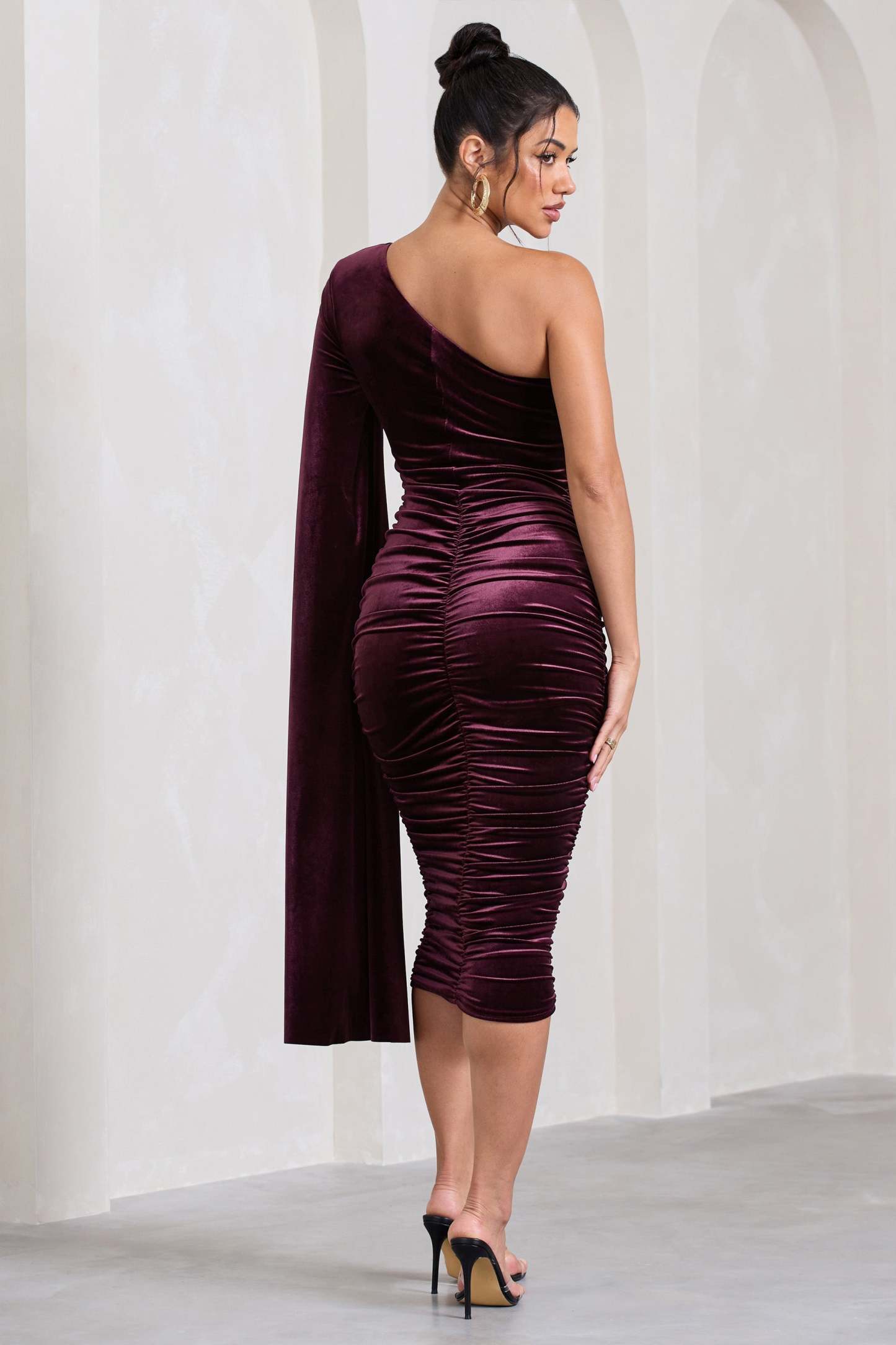 Gianna Port Velvet One Shoulder Cape Bodycon Midi Dress-Fashionmomo.All Rights Reserved