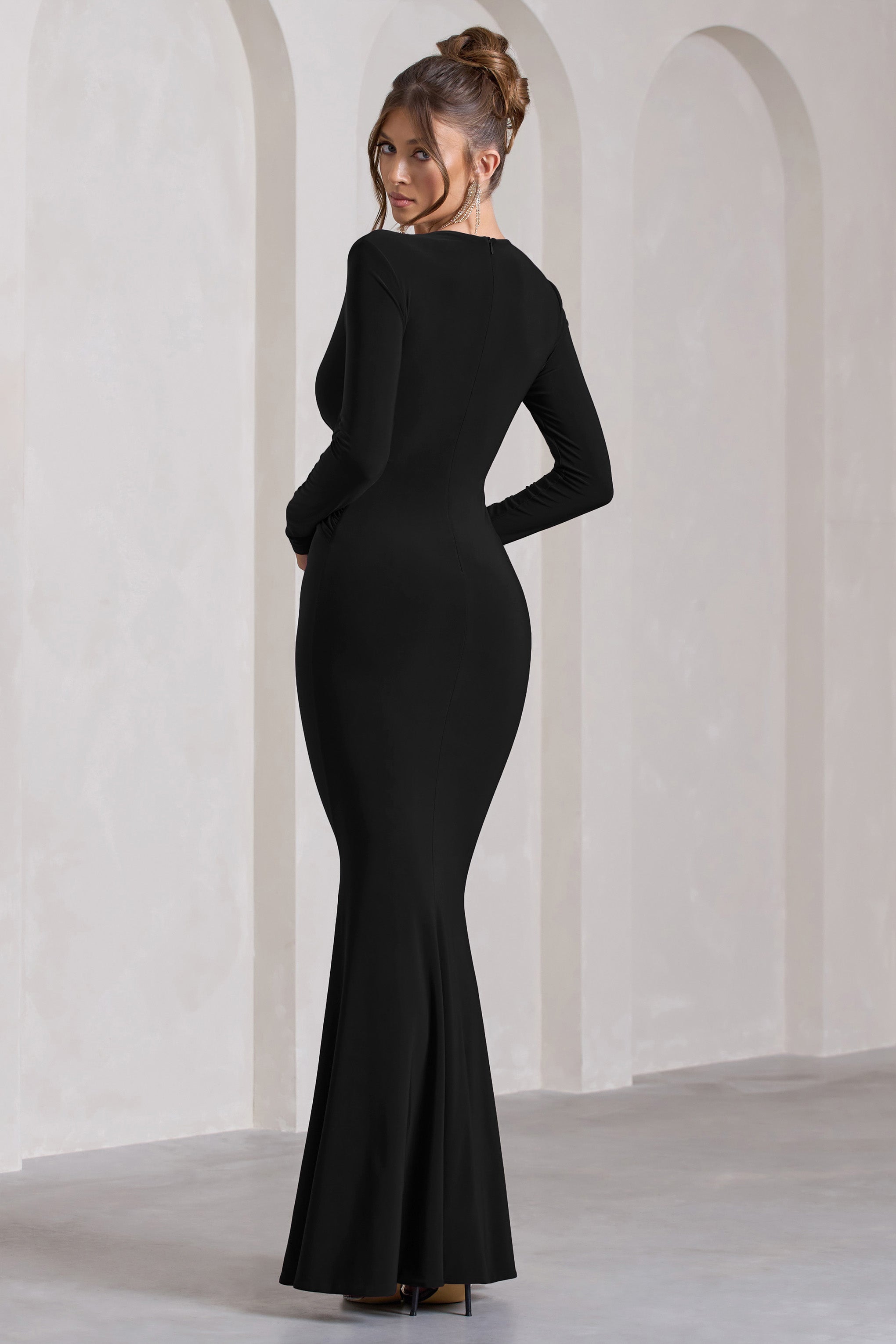 Aluna Black Plunge-Neck Twisted Split Maxi Dress-Fashionmomo.All Rights Reserved