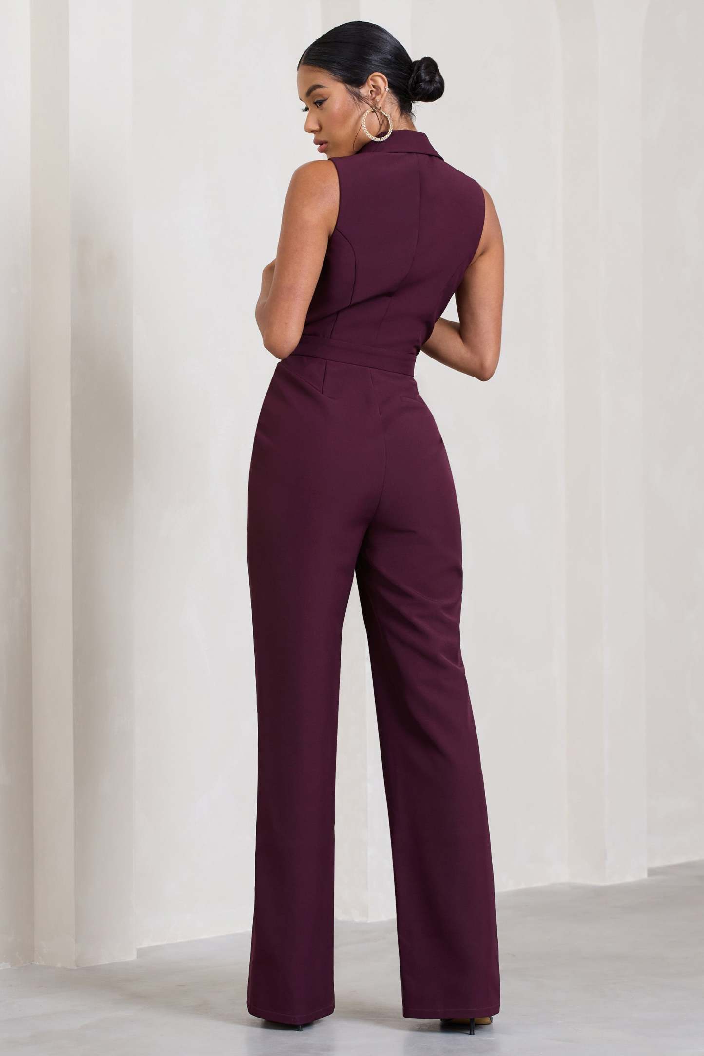 Endure Plum Tailored Sleeveless Wide-Leg Jumpsuit-Fashionmomo.All Rights Reserved
