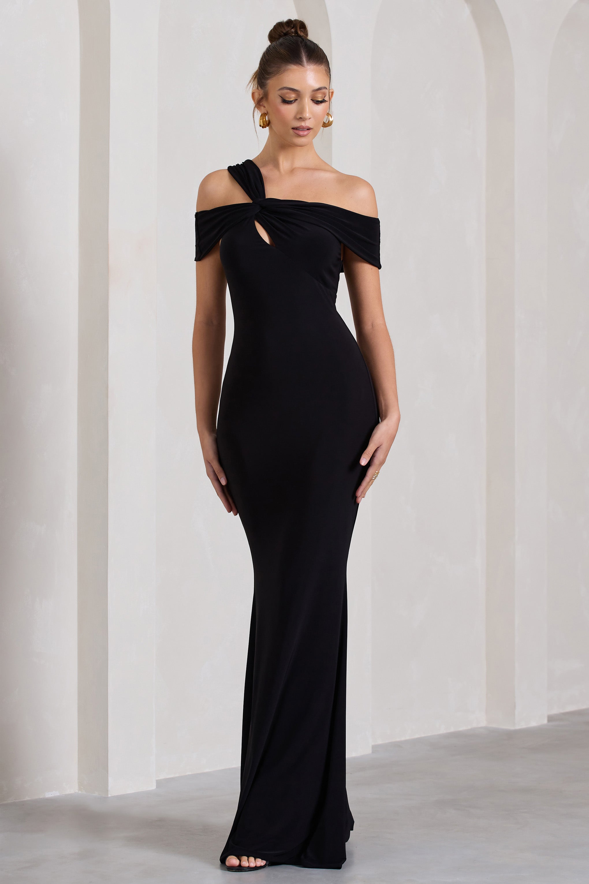 Captivating Black Strappy Asymmetric Cut-Out Maxi Dress-Fashionmomo.All Rights Reserved