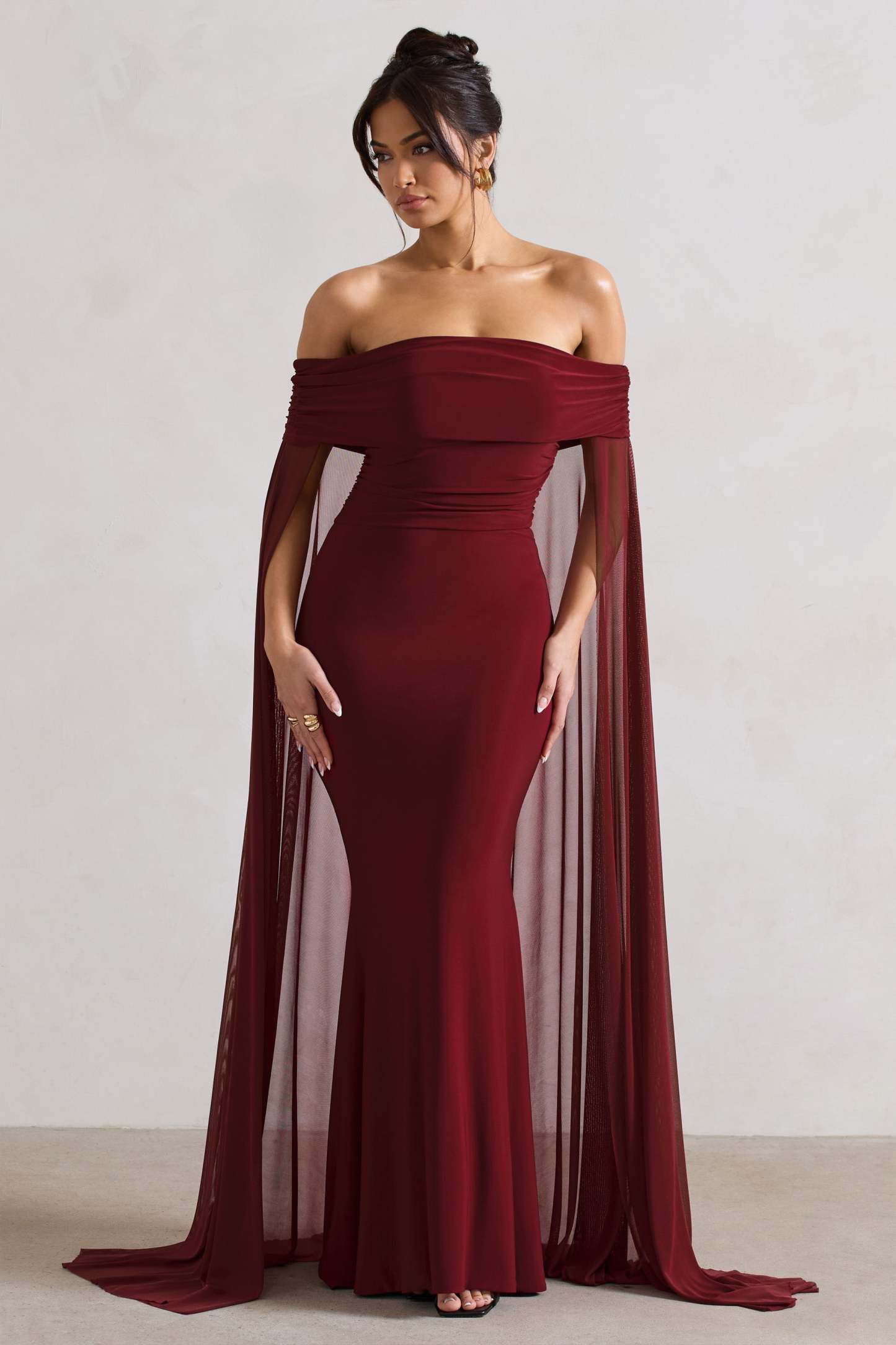Carlotta Berry Bardot Maxi Dress With Chiffon Cape-Fashionmomo.All Rights Reserved