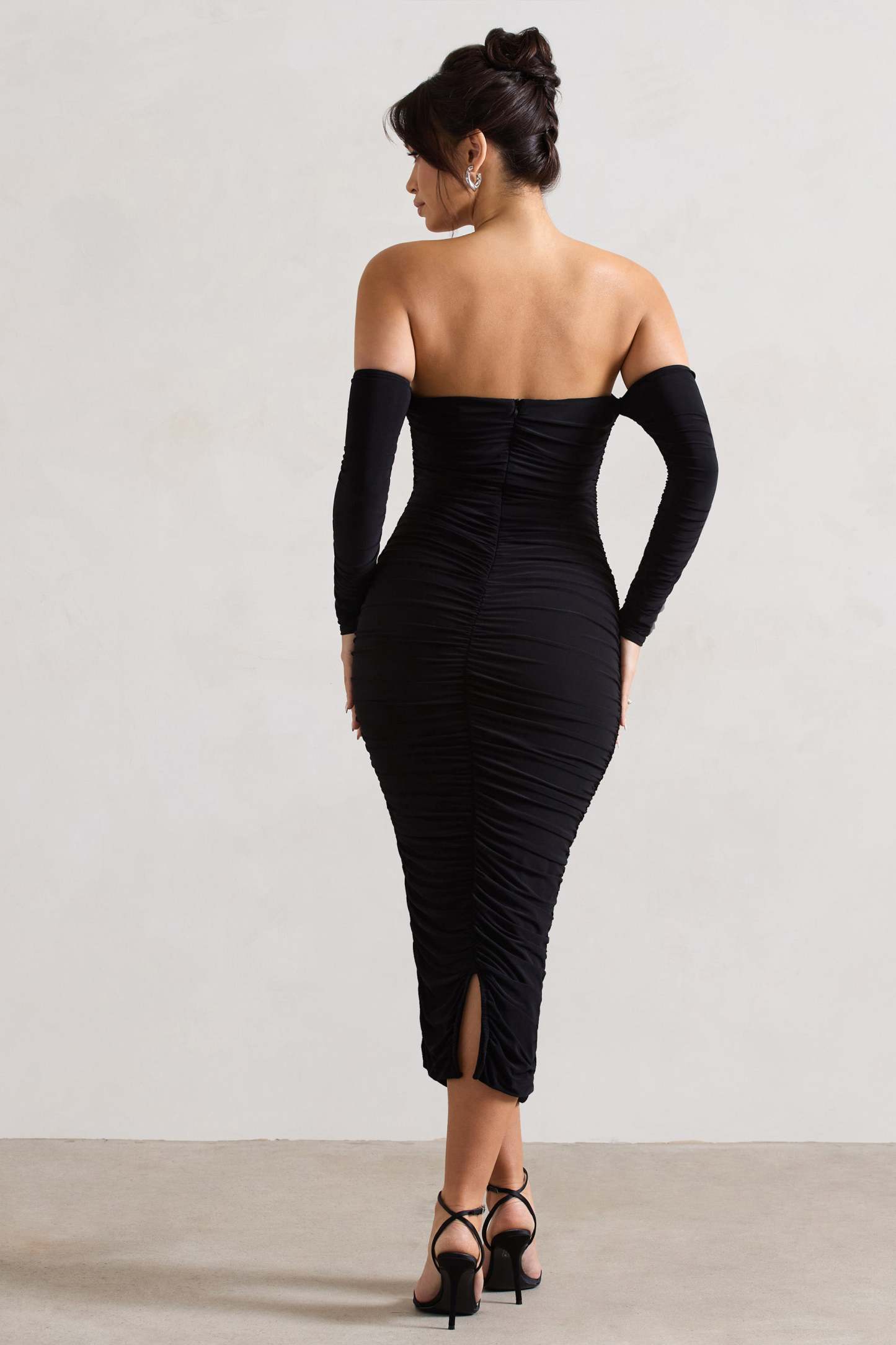 Anissa Black Ruched Bardot Midi Dress-Fashionmomo.All Rights Reserved