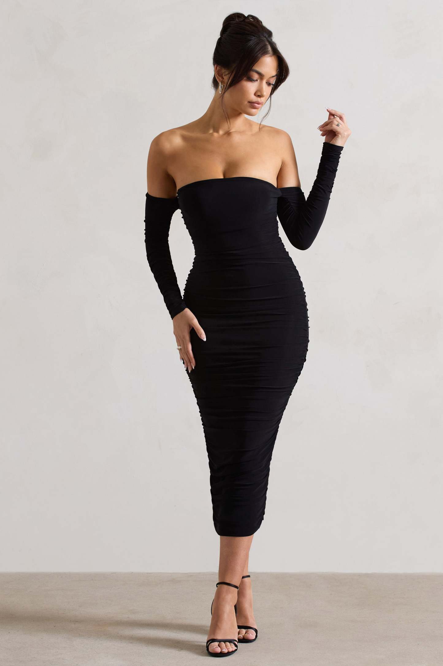 Anissa Black Ruched Bardot Midi Dress-Fashionmomo.All Rights Reserved