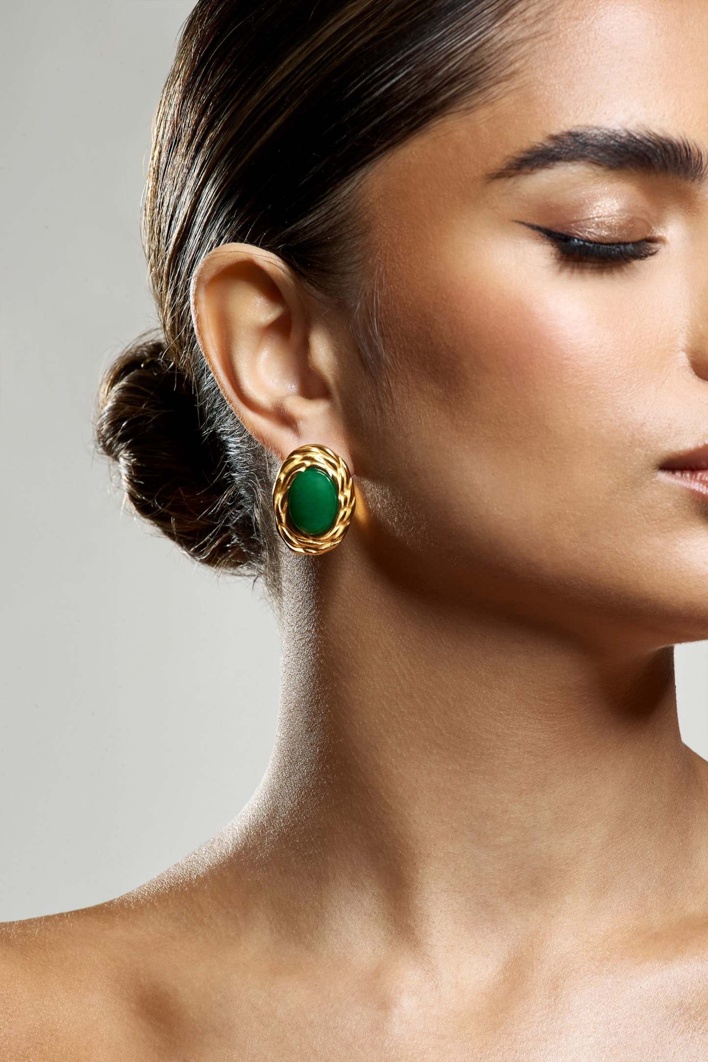 Essie Green Pendant Gold Earrings-Fashionmomo.All Rights Reserved