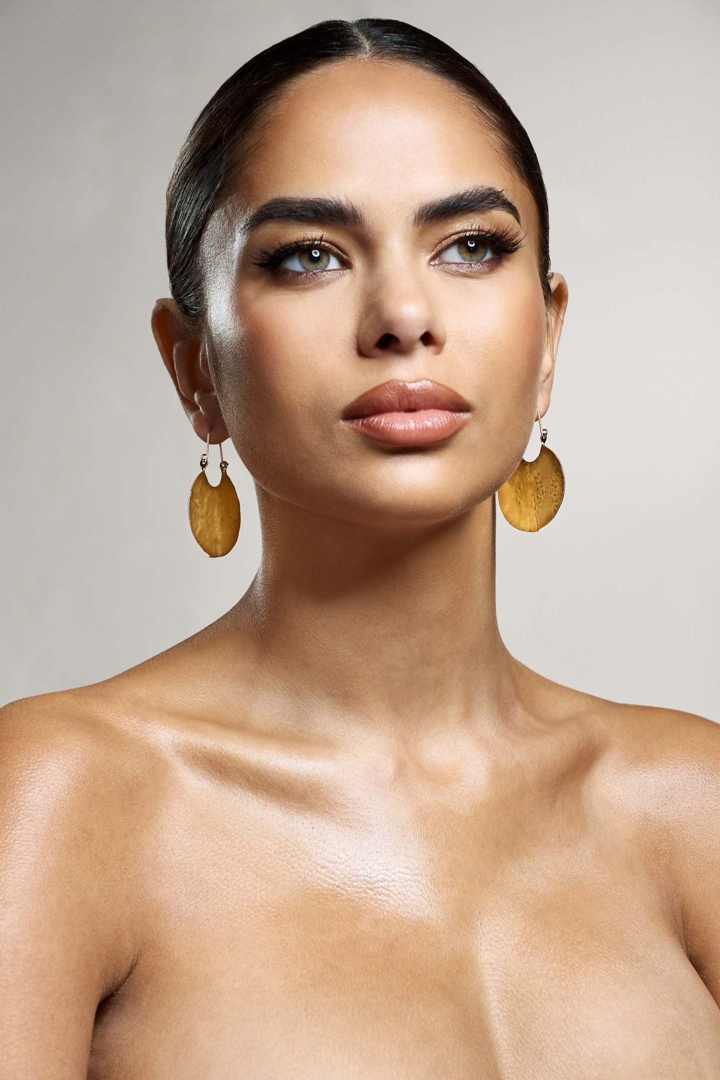 Calista Gold Textured Disc Earrings-Fashionmomo.All Rights Reserved