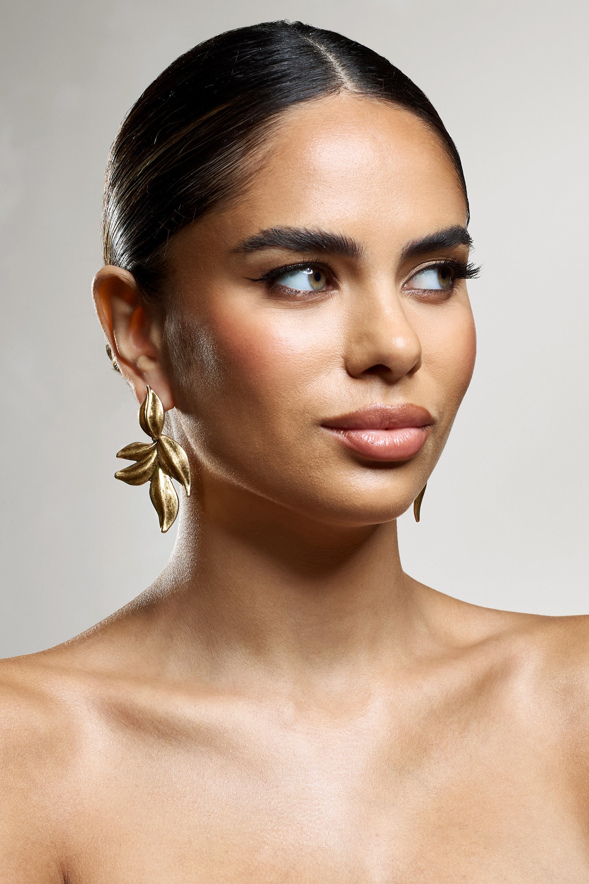 Phillipa Gold Leaf Statement Earrings-Fashionmomo.All Rights Reserved