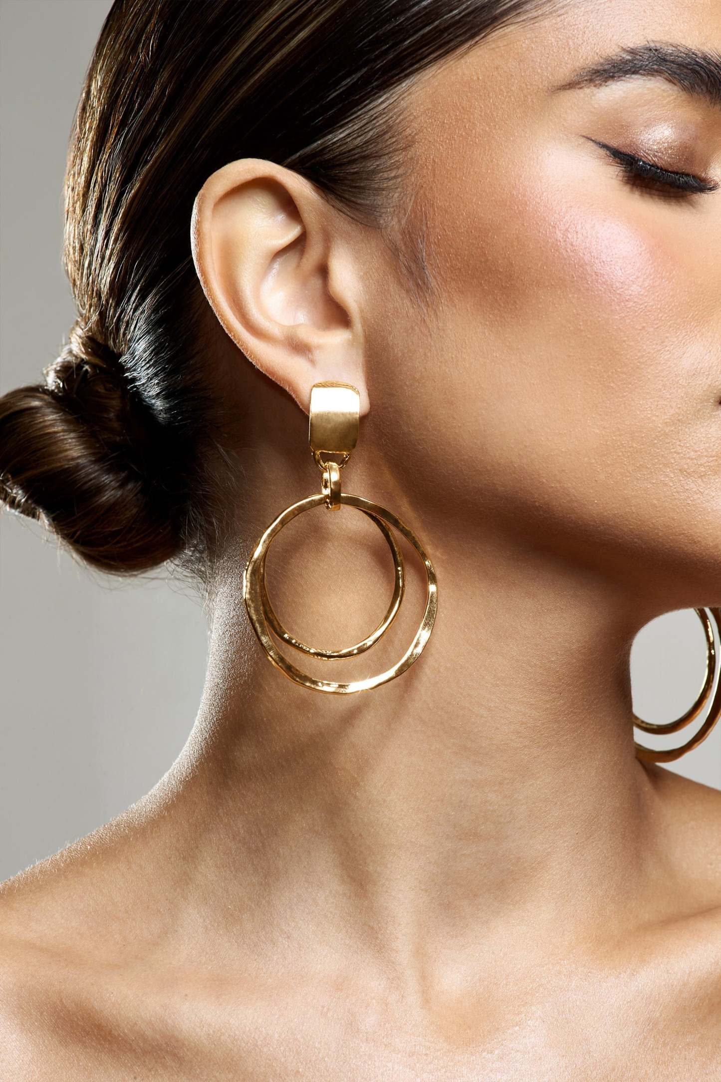 Hana Gold Layered Circular Drop Earrings-Fashionmomo.All Rights Reserved
