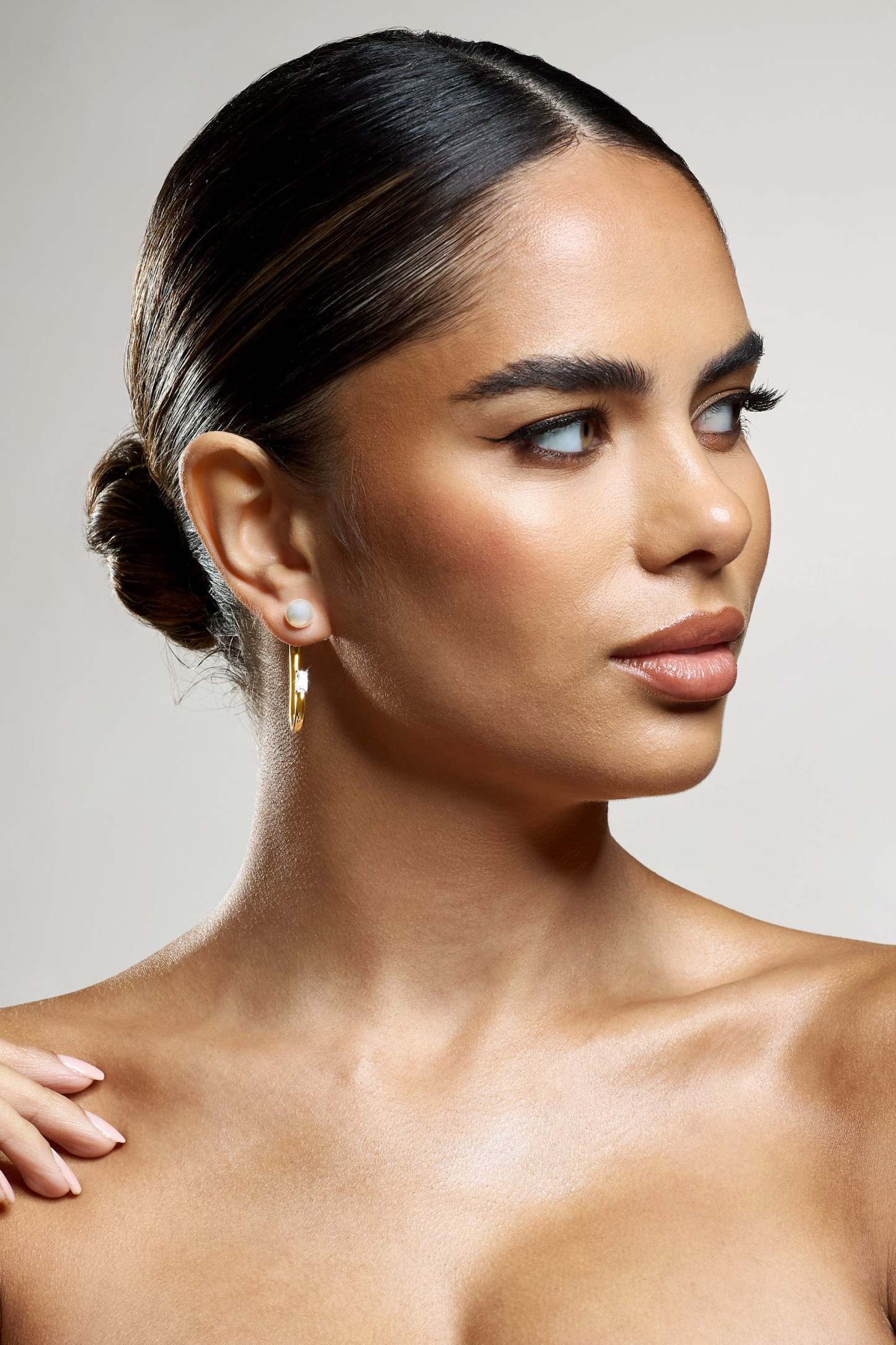 Beatrix Pearl & Diamante Statement Gold Earrings-Fashionmomo.All Rights Reserved