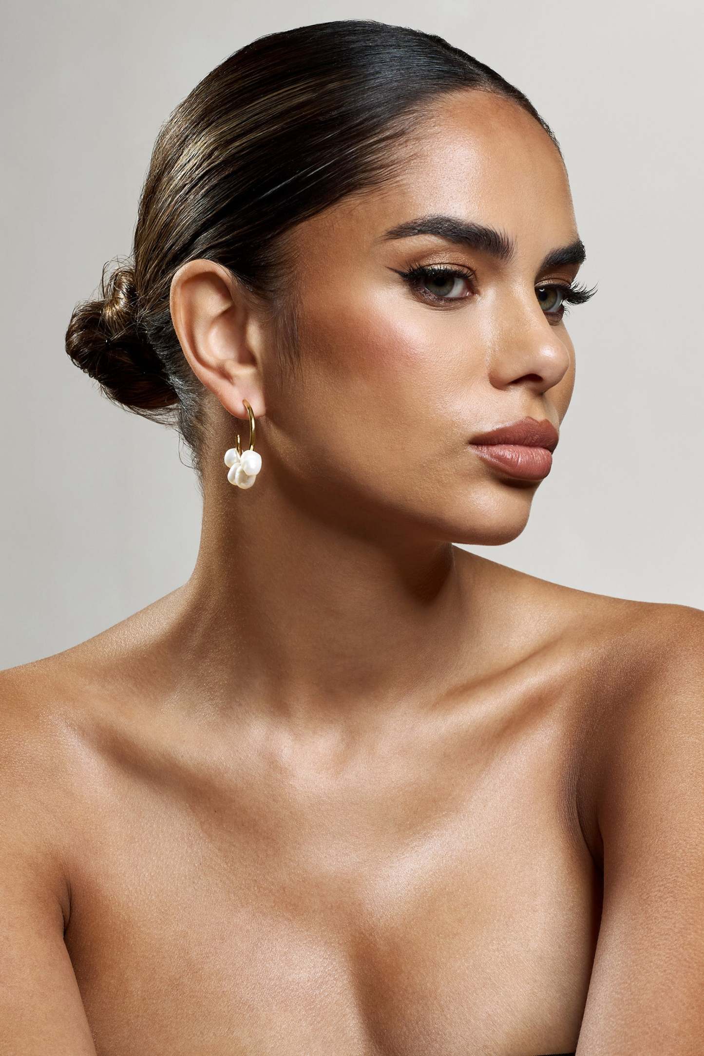 Anaya Gold Pearl Hoop Earrings-Fashionmomo.All Rights Reserved