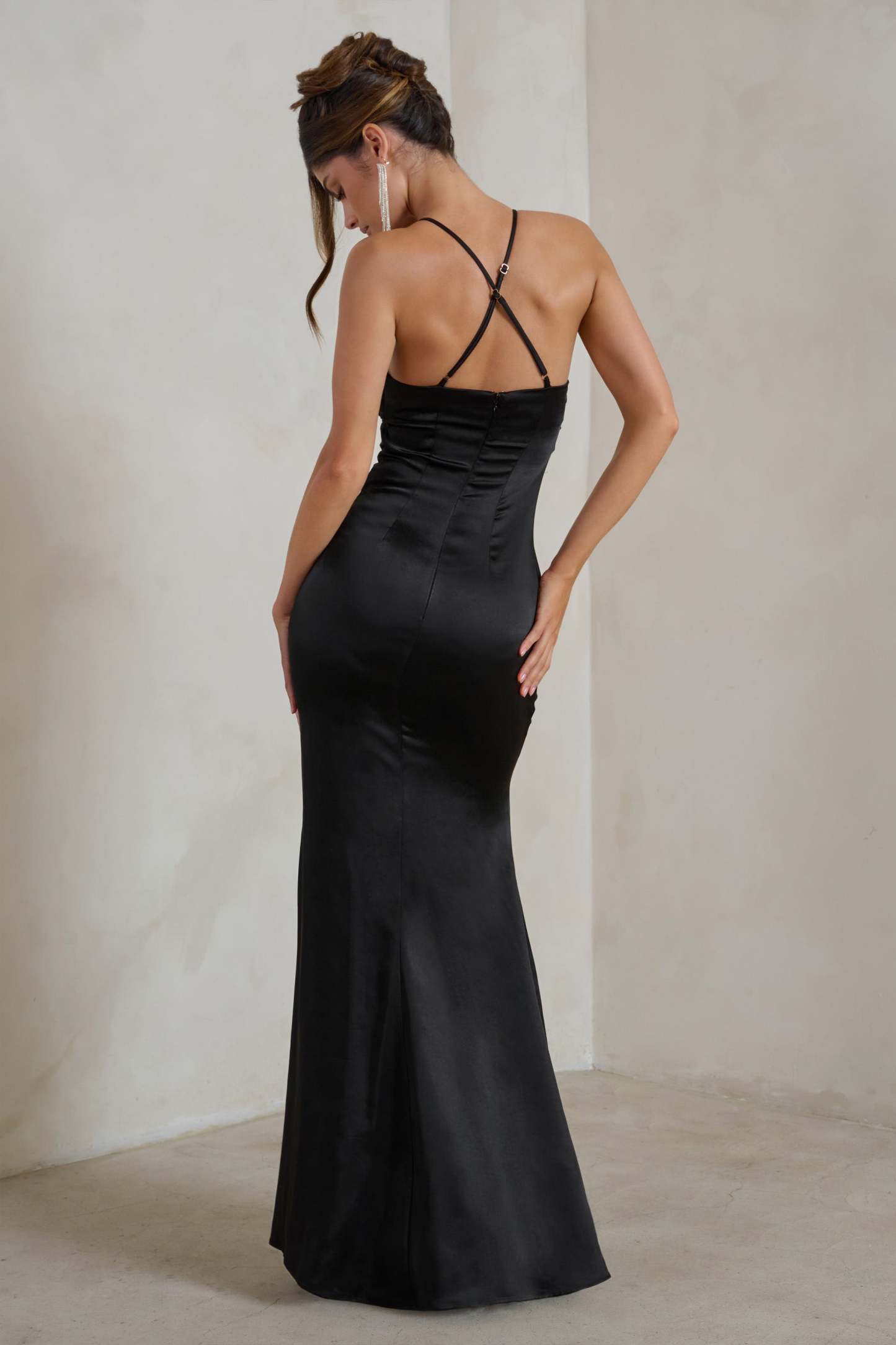 Ami Black Satin Plunge Fishtail Maxi Dress-Fashionmomo.All Rights Reserved