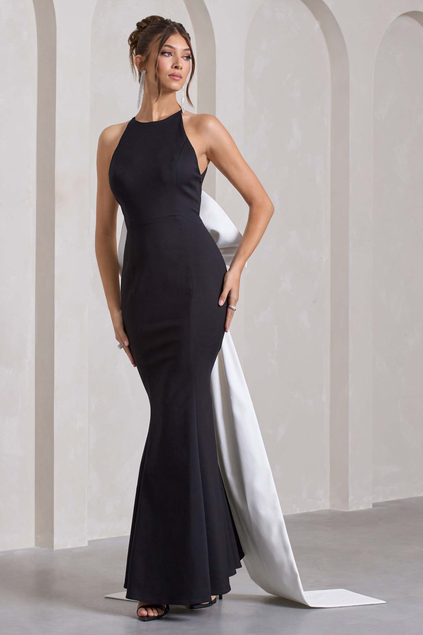 Bestow Black Open-Back Maxi Dress With Oversized White Bow-Fashionmomo.All Rights Reserved