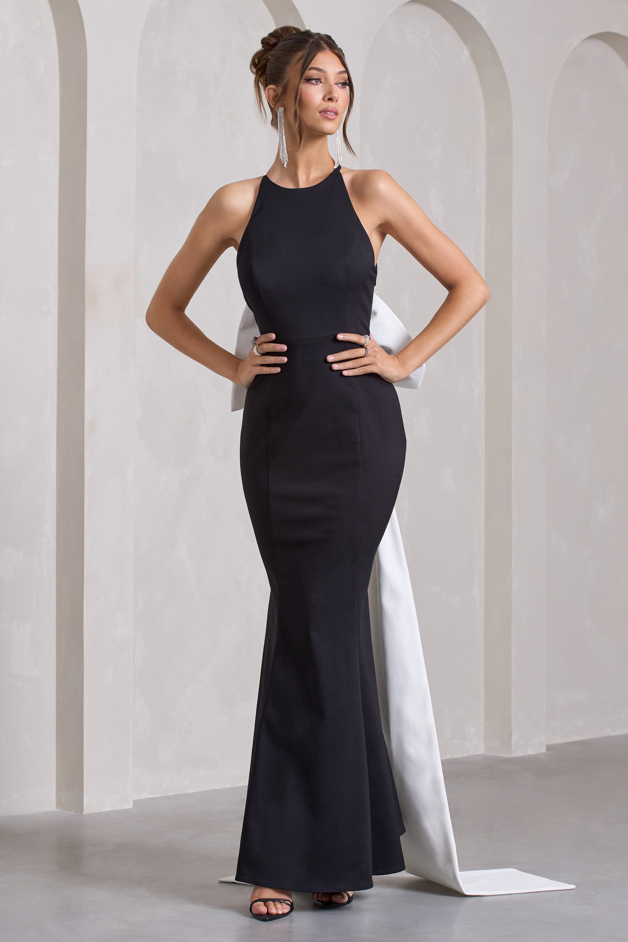 Bestow Black Open-Back Maxi Dress With Oversized White Bow-Fashionmomo.All Rights Reserved