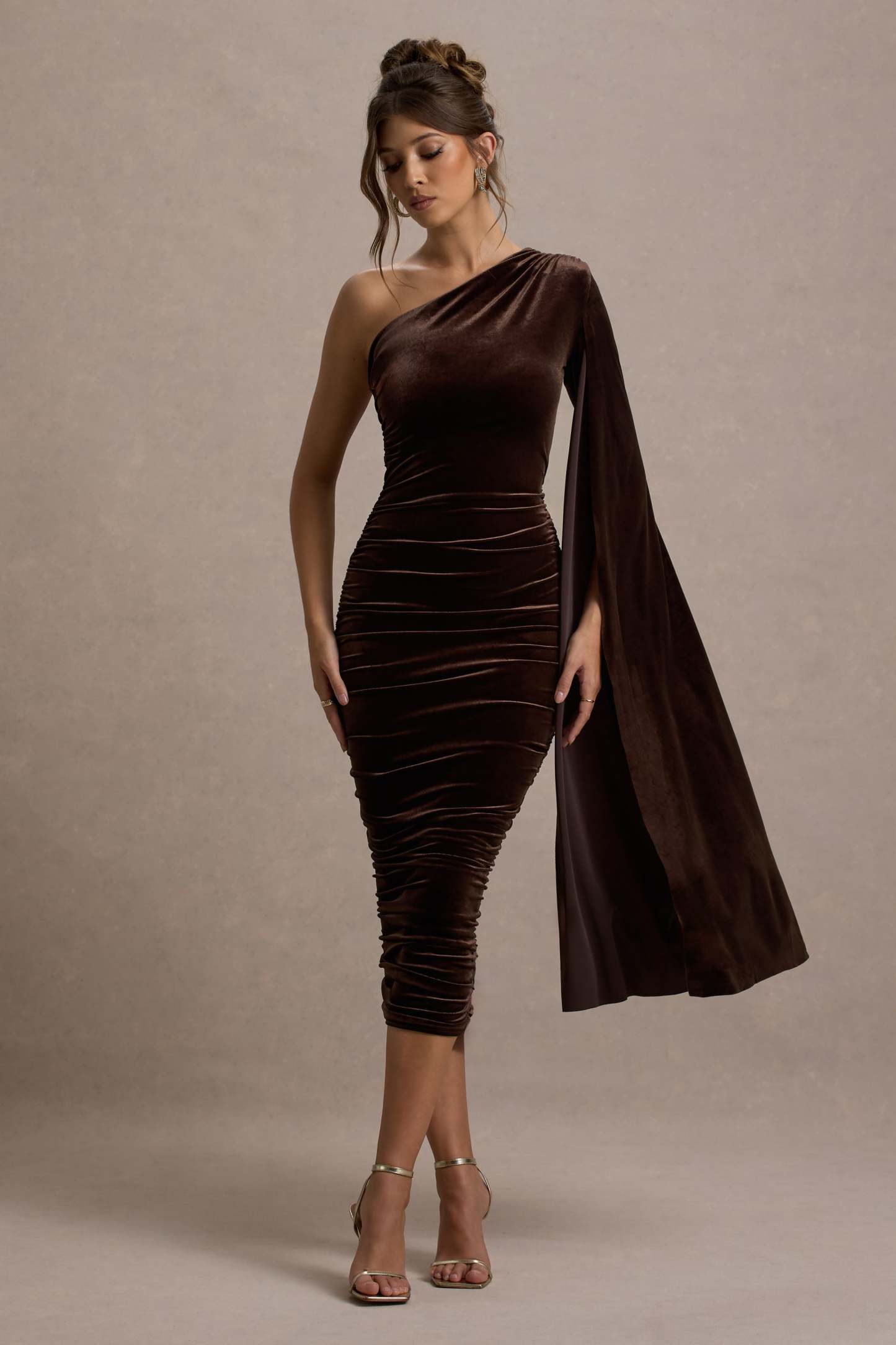 Gianna Chocolate Velvet One Shoulder Cape Bodycon Midi Dress-Fashionmomo.All Rights Reserved