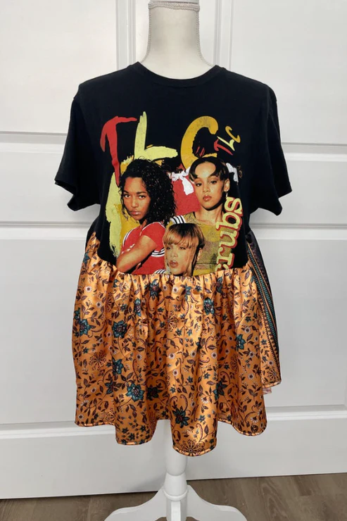 TLC No Scrubs Pattern Recycled T-Shirt