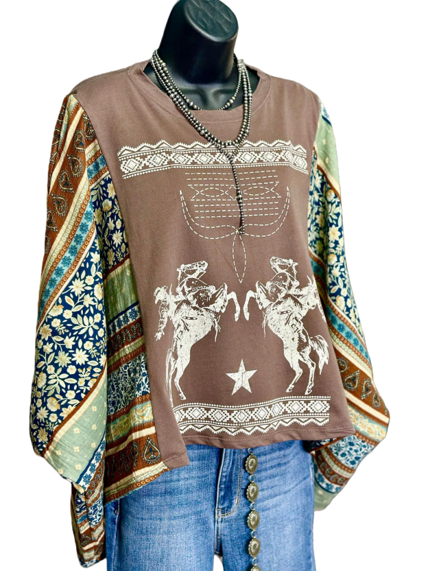 The Western Bootstitch Mix Floral Flutter Sleeve Poncho Top