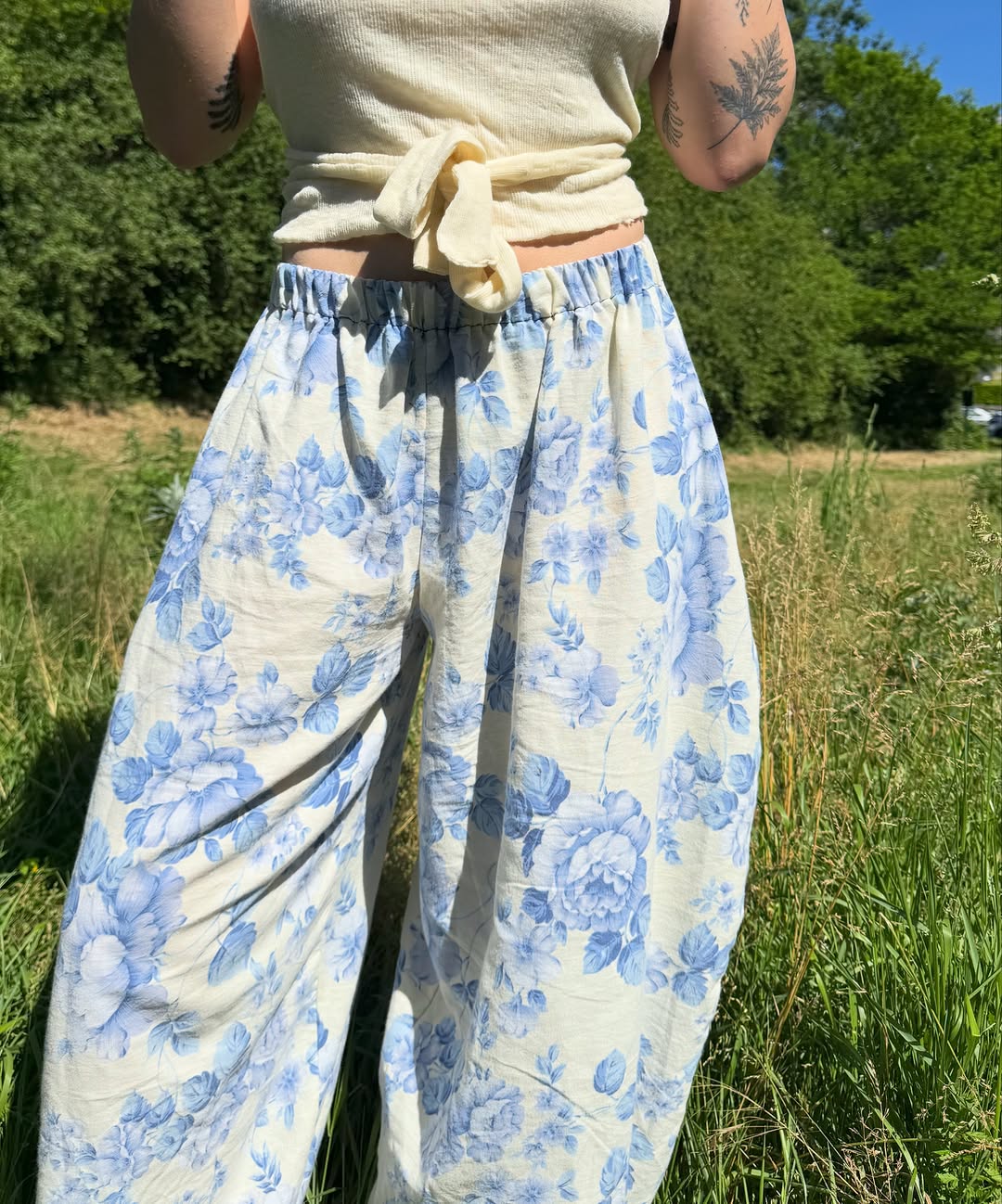 Vintage Blue Floral Balloon Pants 