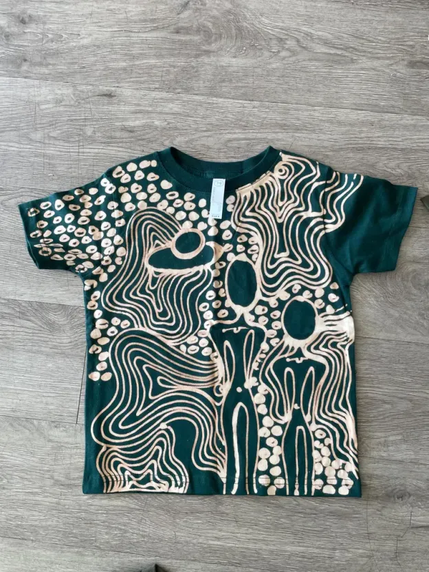 Celestial dancing baby tee