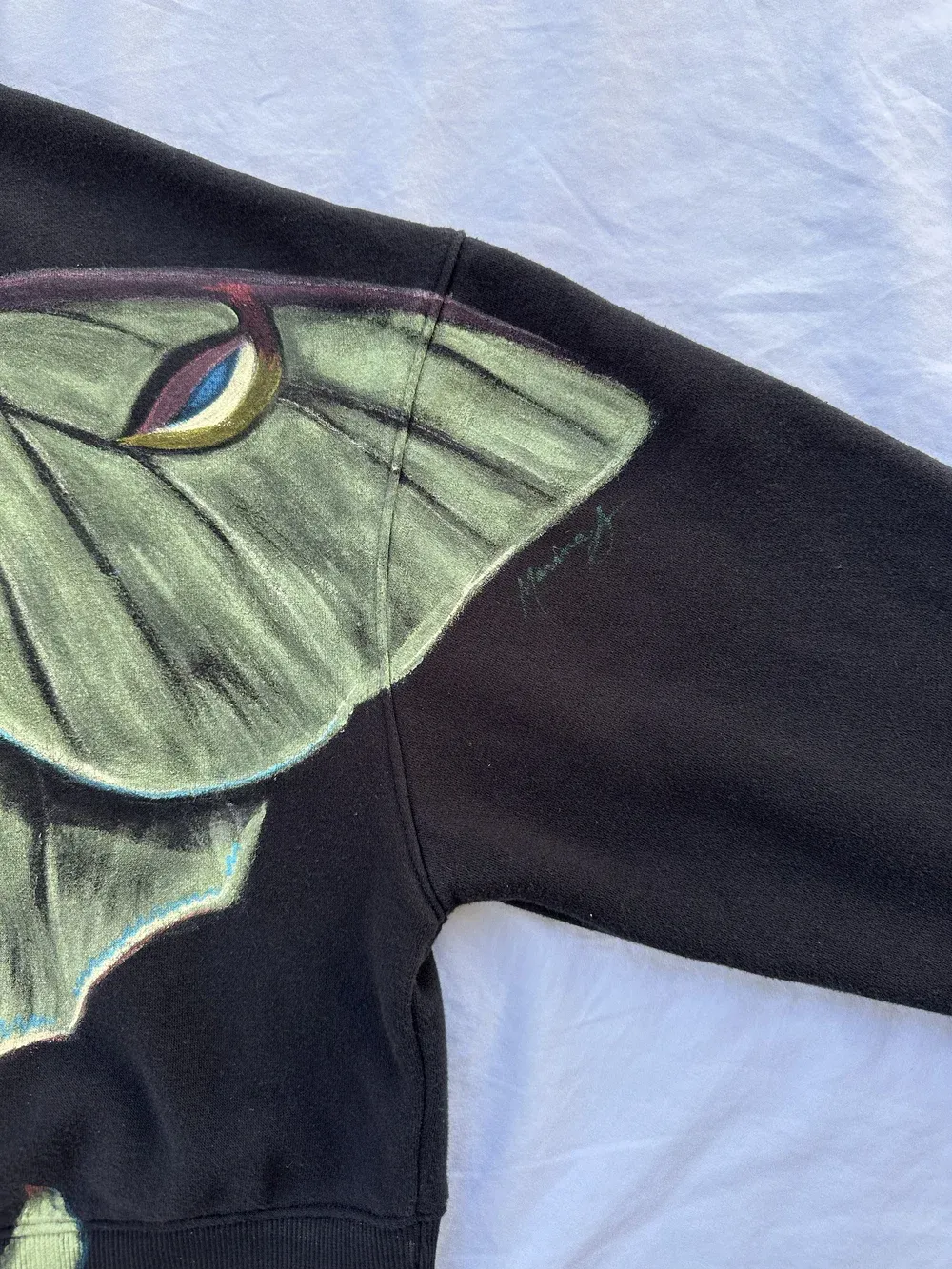 Luna Moth Graphic Black Crop Hoodie