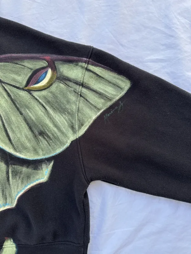 Luna Moth Graphic Black Crop Hoodie