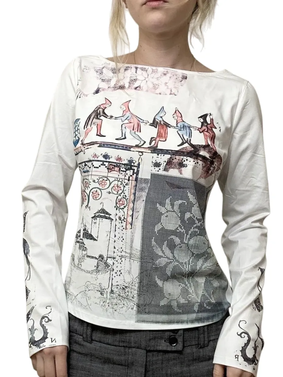 Printed long-sleeved top