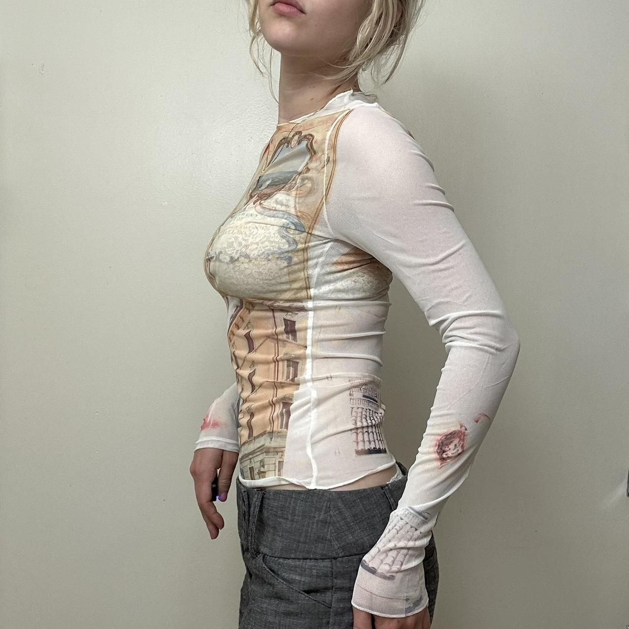 Printed long-sleeved top