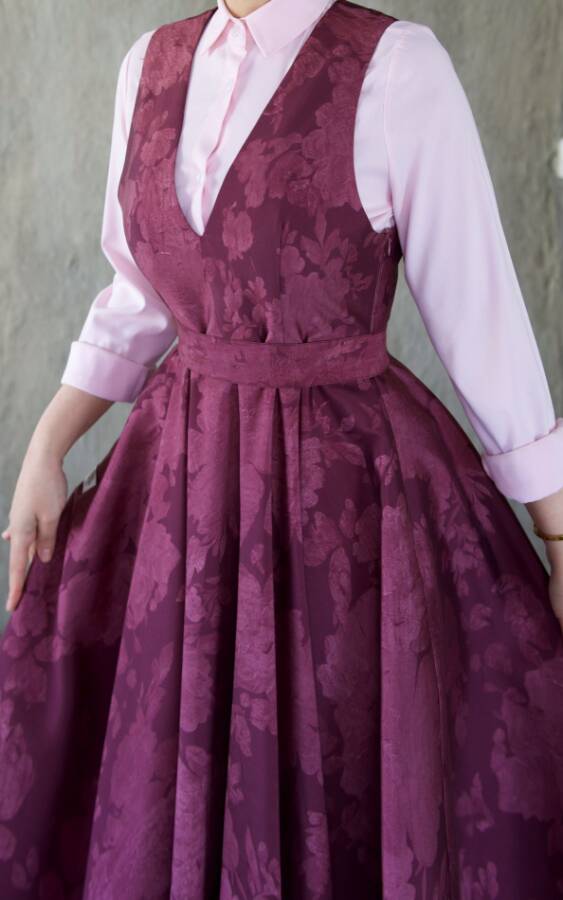 Vintage Jacquard V-Neck Pinafore Dress-Wine Red