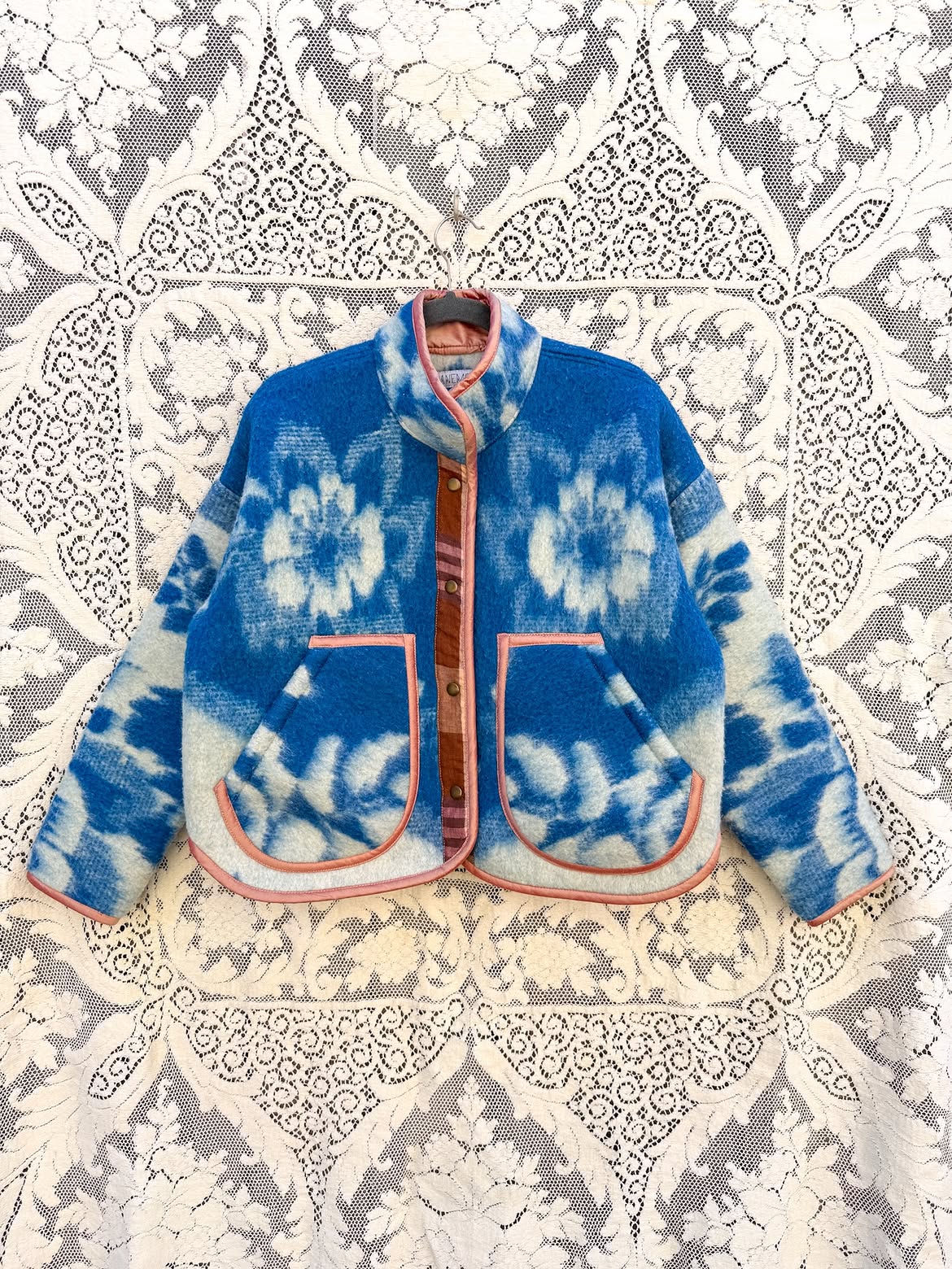 Blue Floral Jacquard Stand Collar Cropped Jacket