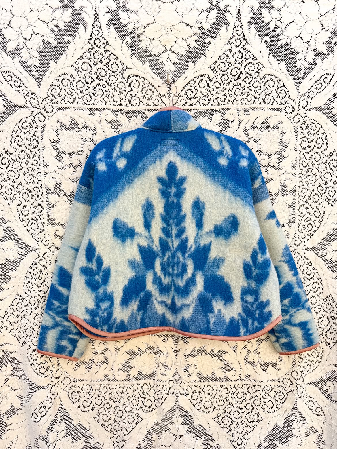 Blue Floral Jacquard Stand Collar Cropped Jacket