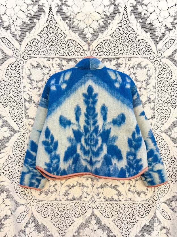 Blue Floral Jacquard Stand Collar Cropped Jacket