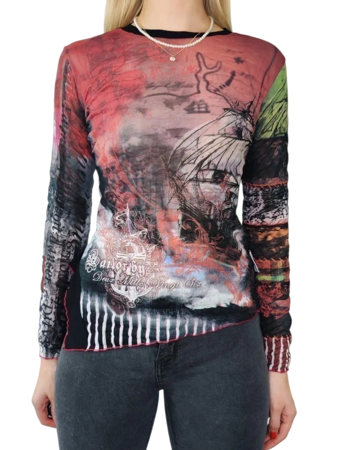 Black and pink long-sleeved