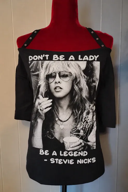 STEVIE LEGEND Tee